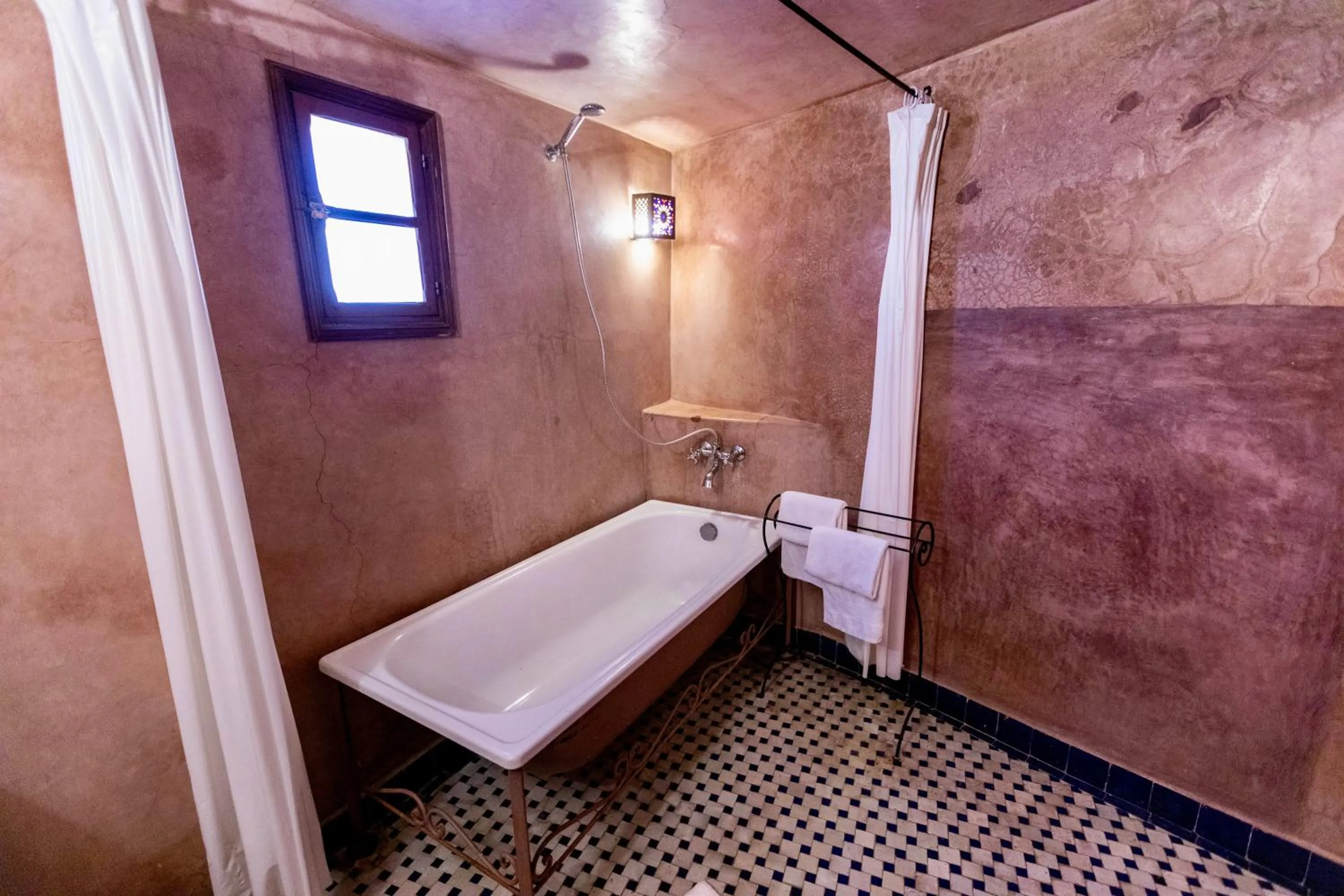 Toilet in Dar Attajalli