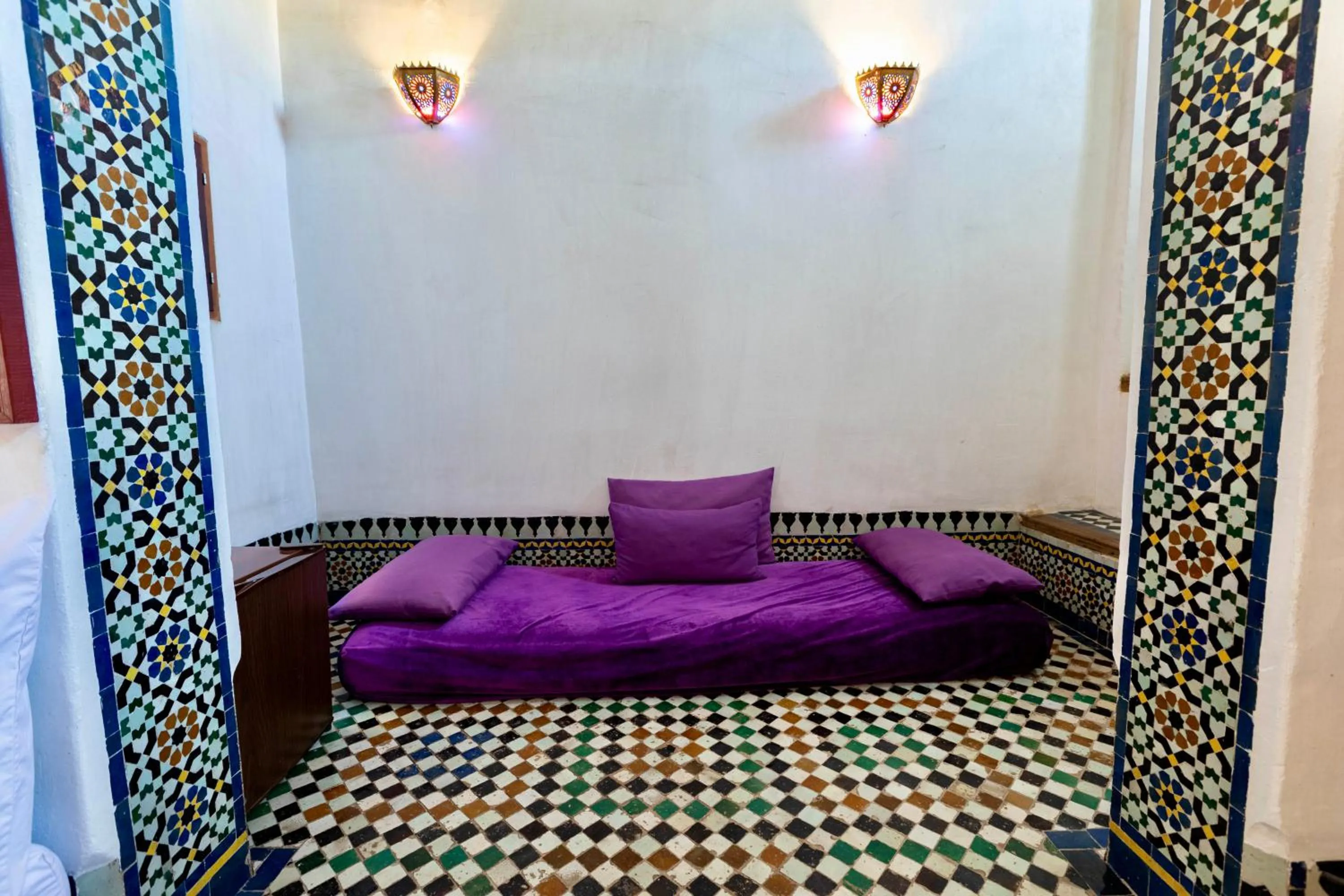 Decorative detail in Dar Attajalli