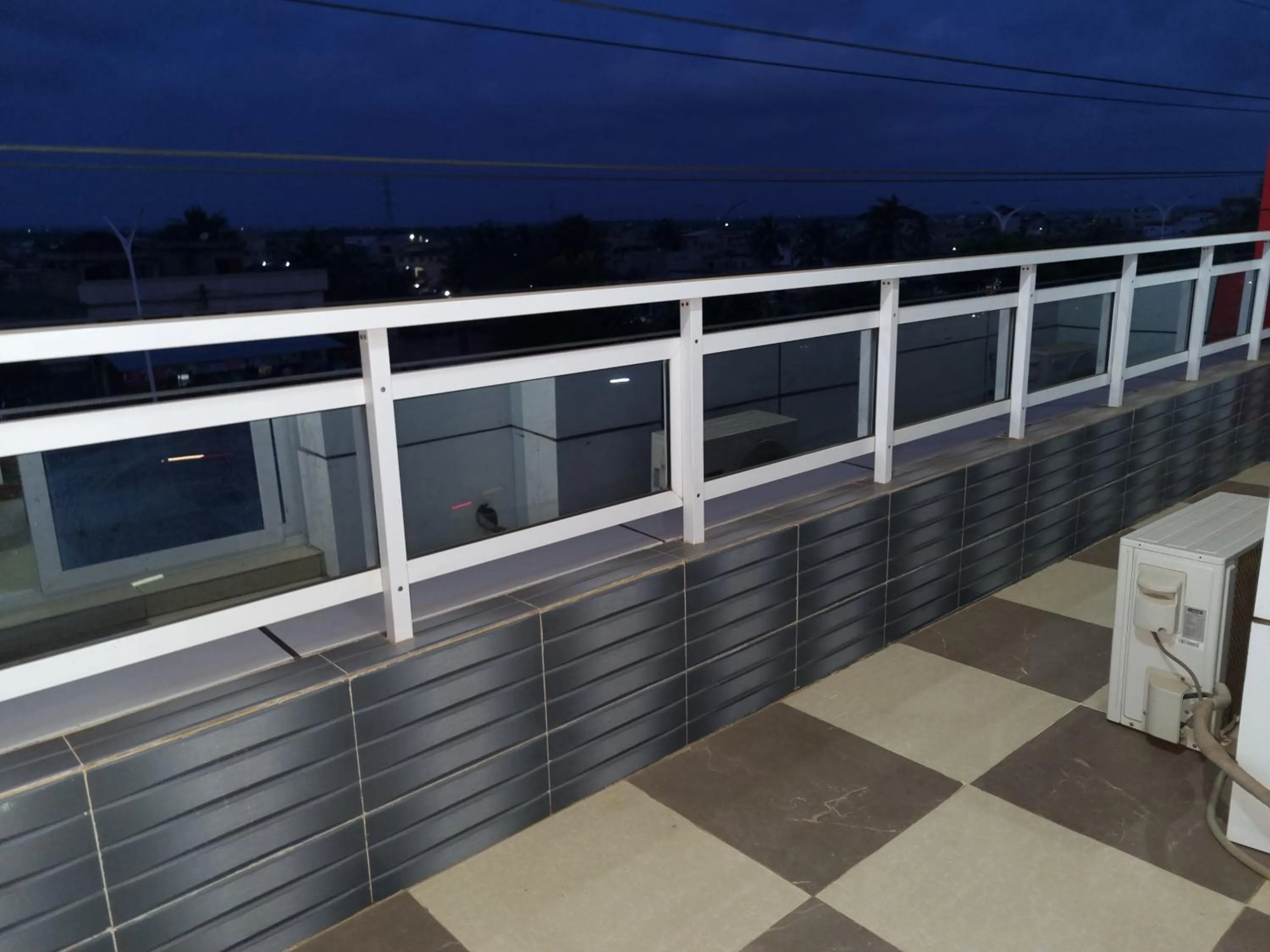 HOTEL AMBASSADORS ANNEXE