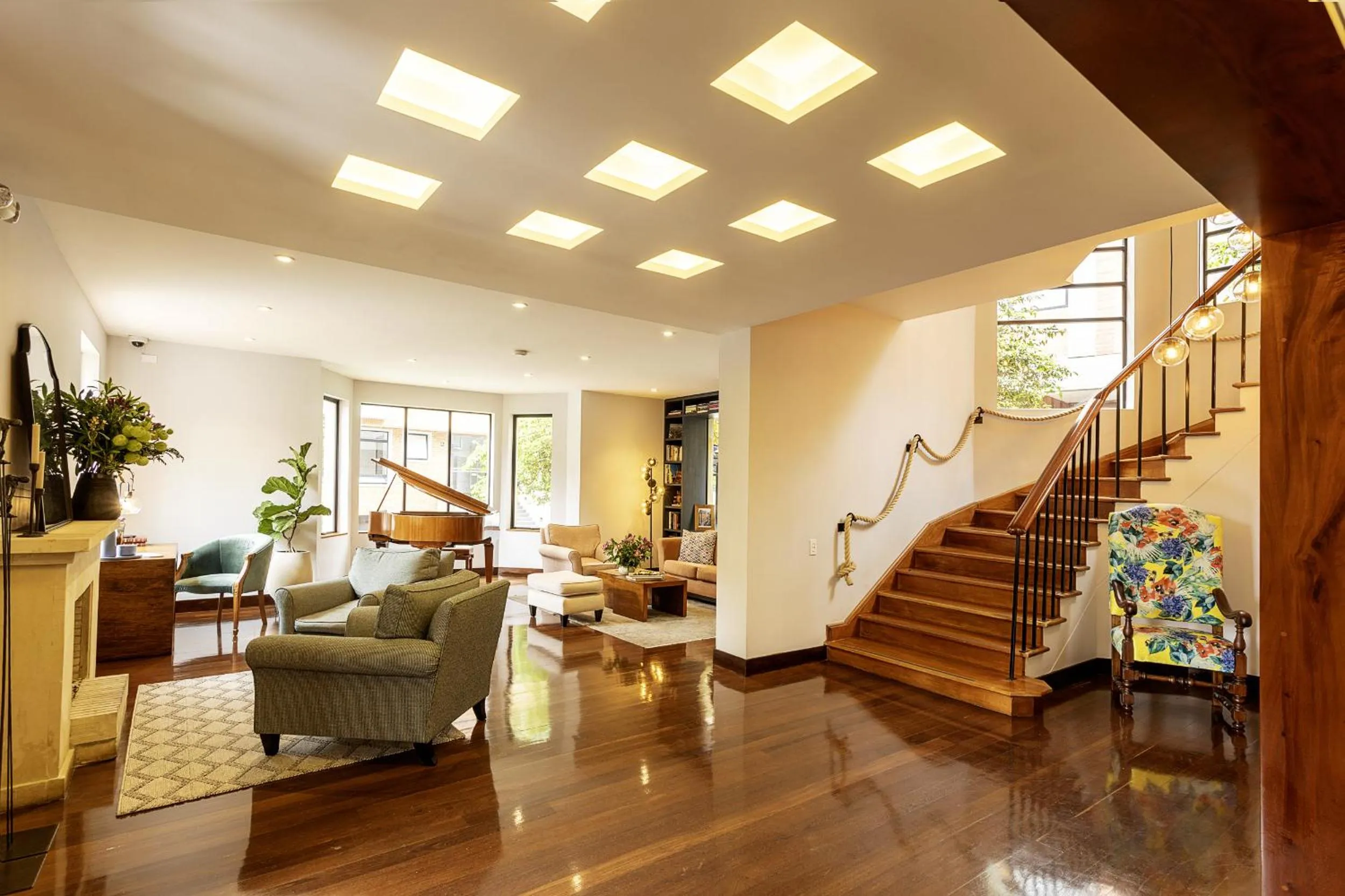 Property building in Hotel bh La Quinta