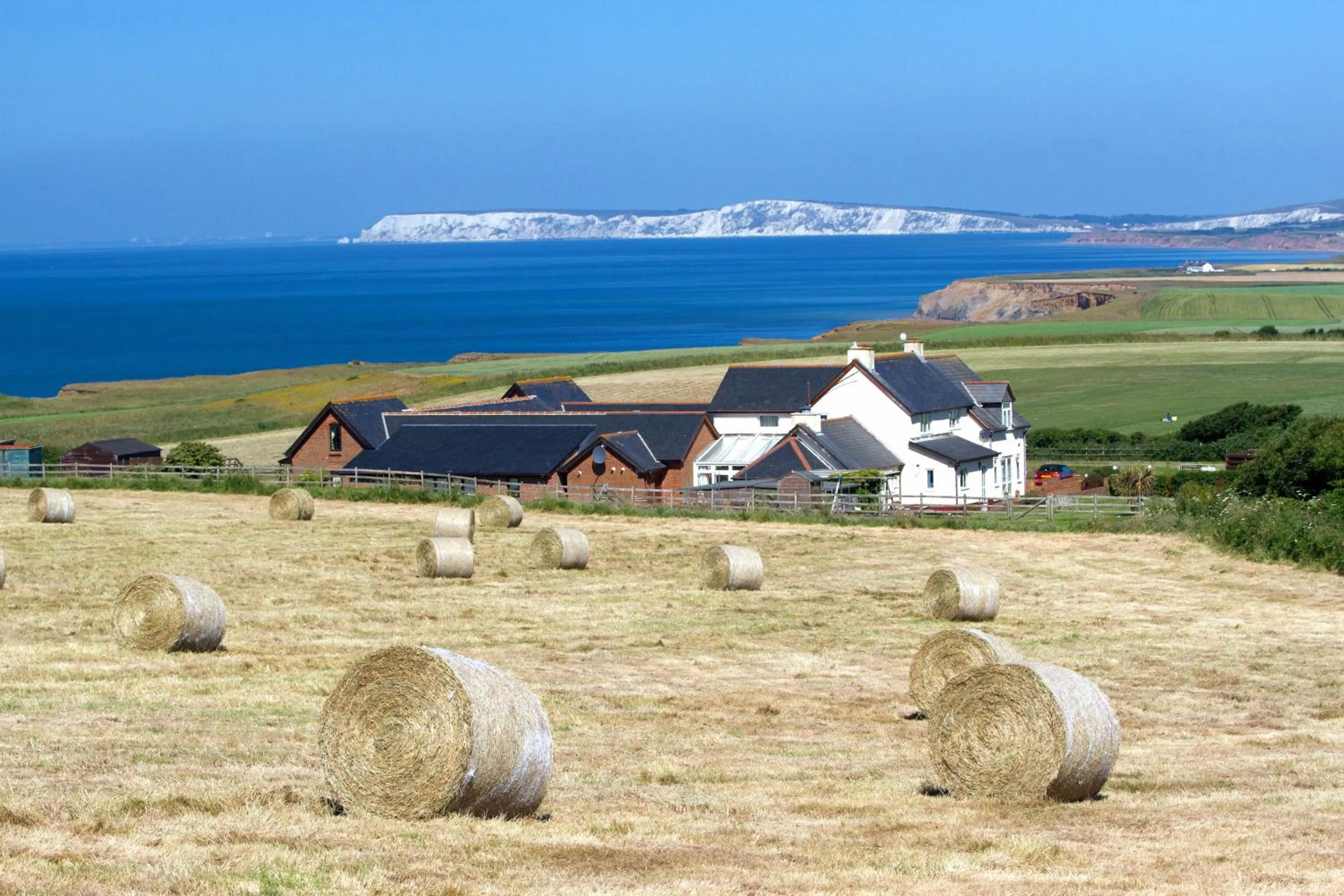 Property building in Chale Bay Farm