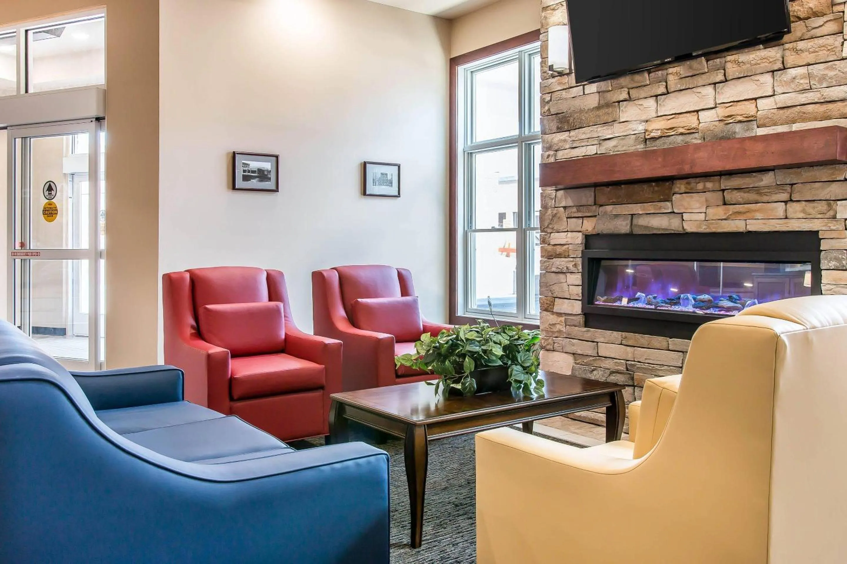Lobby or reception in Quality Inn & Suites Houghton Downtown