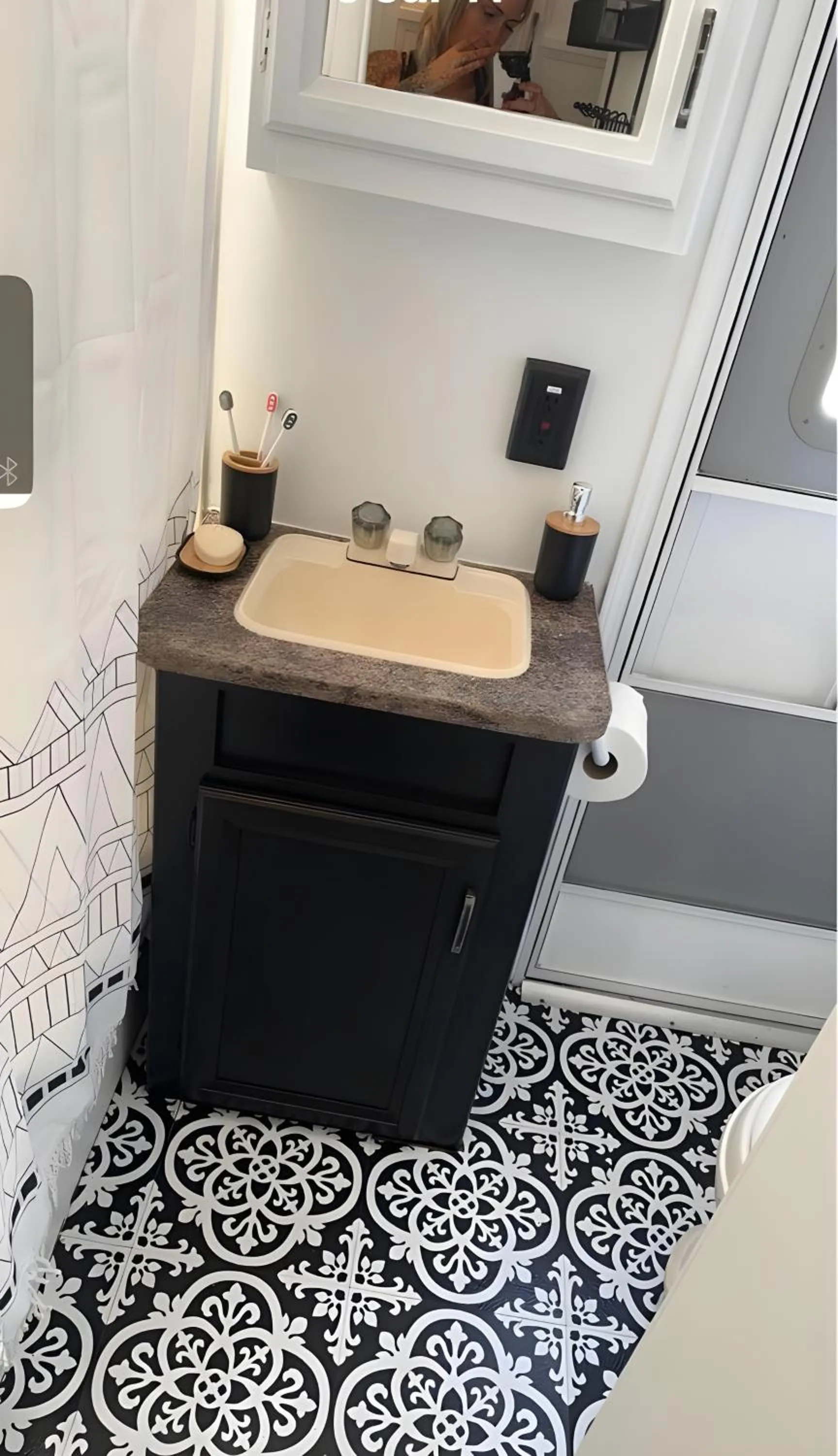 Toilet in Motel de L'Anse et Camping Rimouski