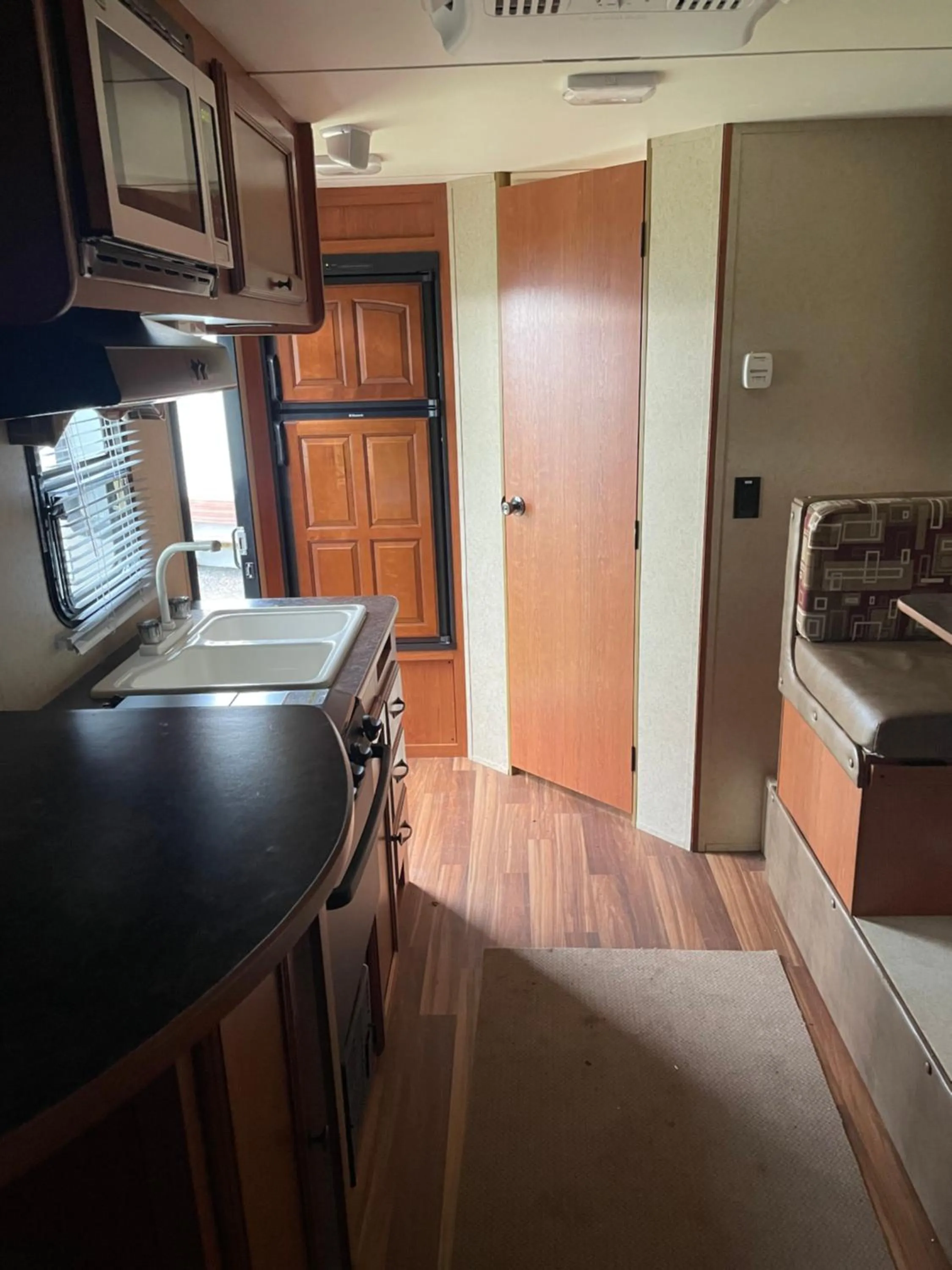 Kitchen or kitchenette in Motel de L'Anse et Camping Rimouski