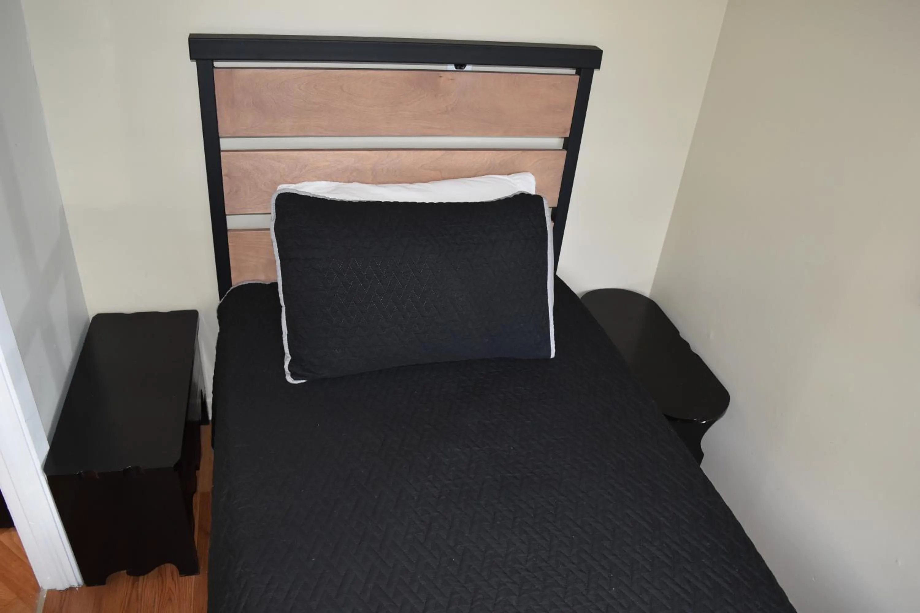 Bedroom, Bed in Motel de L'Anse et Camping Rimouski