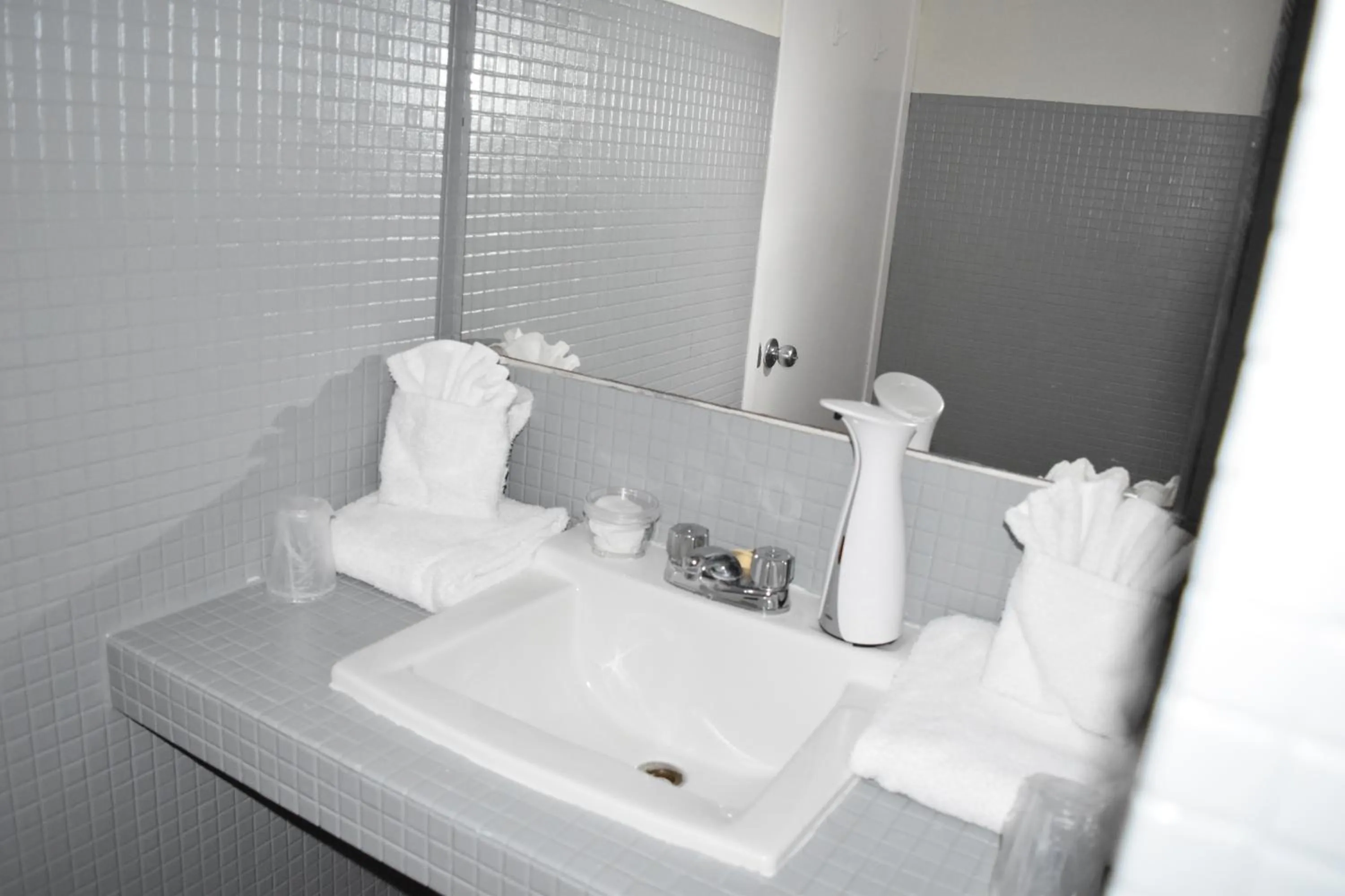 towels in Motel de L'Anse et Camping Rimouski