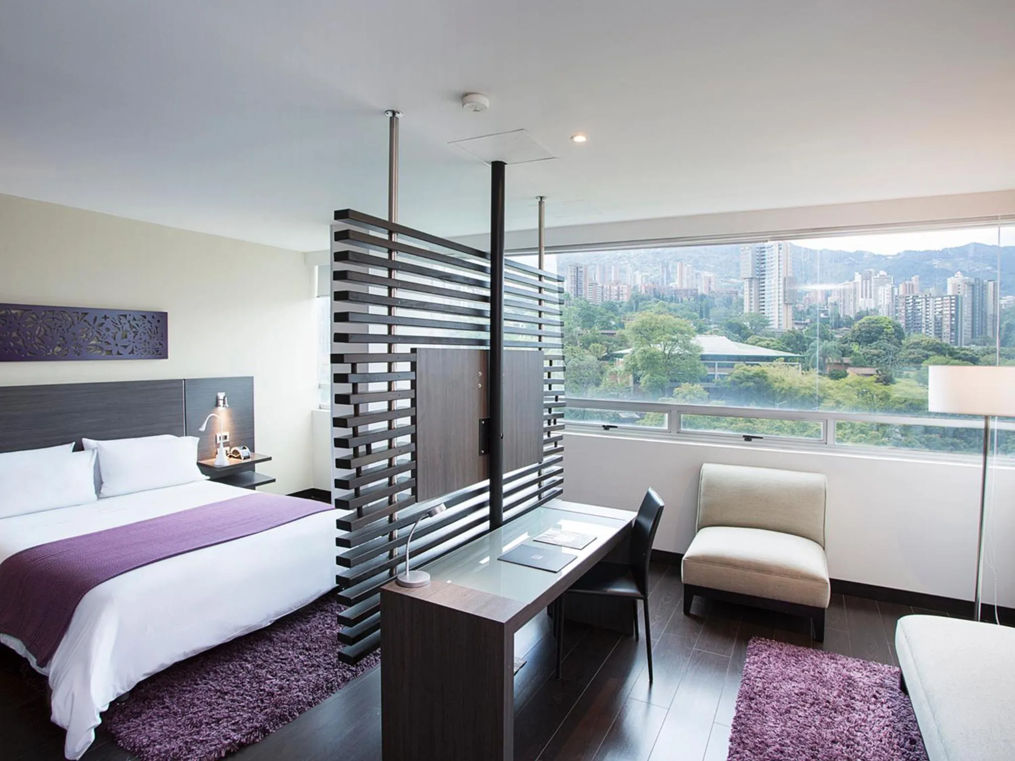 Photo of the whole room, Bed in Hotel bh El Poblado