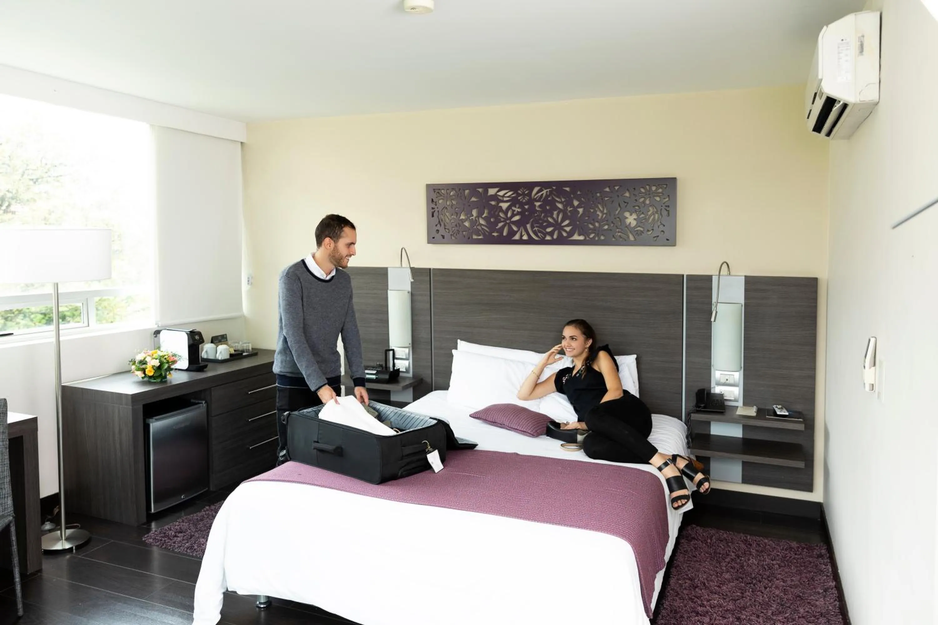 Bedroom, Bed in Hotel bh El Poblado