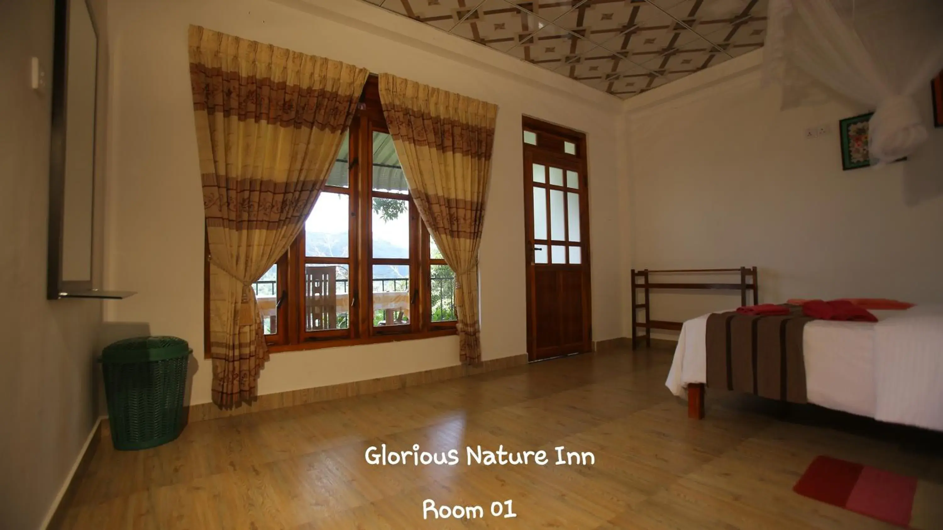 Double Room with Mountain View - single occupancy in Glorious Nature Inn Double Room with Mountain View - single occupancy in Glorious Nature Inn