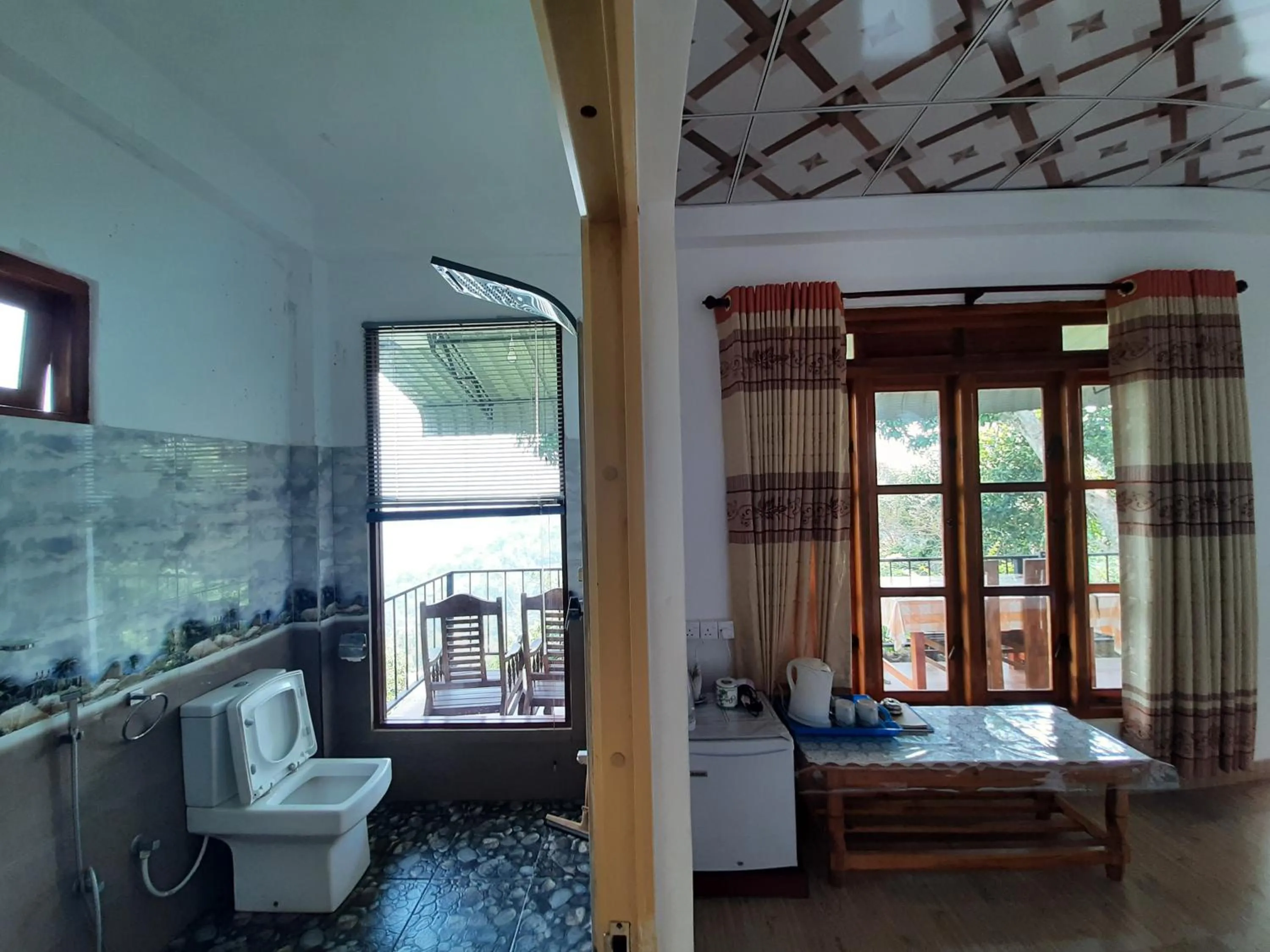 Bathroom in Glorious Nature Inn