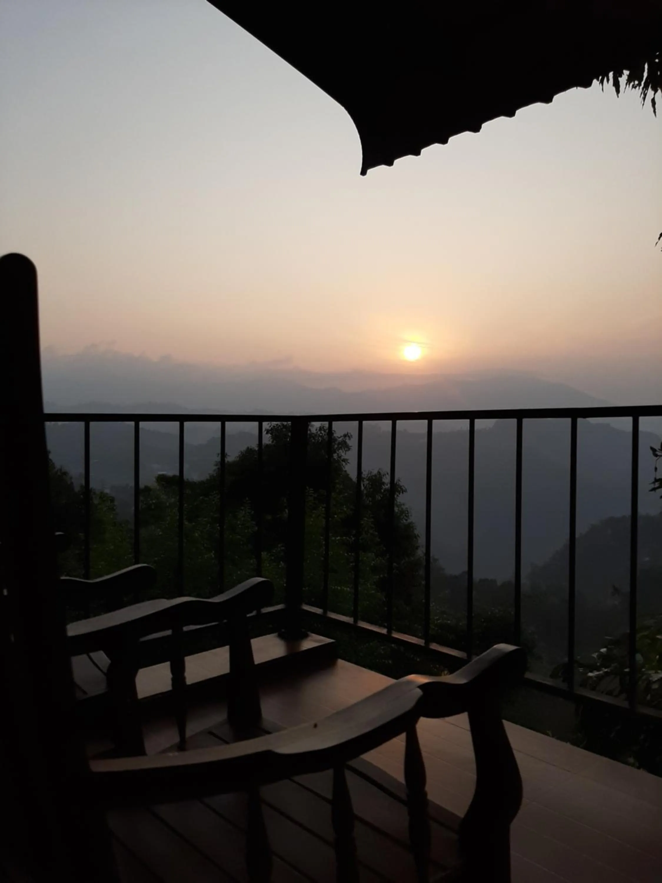 Patio in Glorious Nature Inn