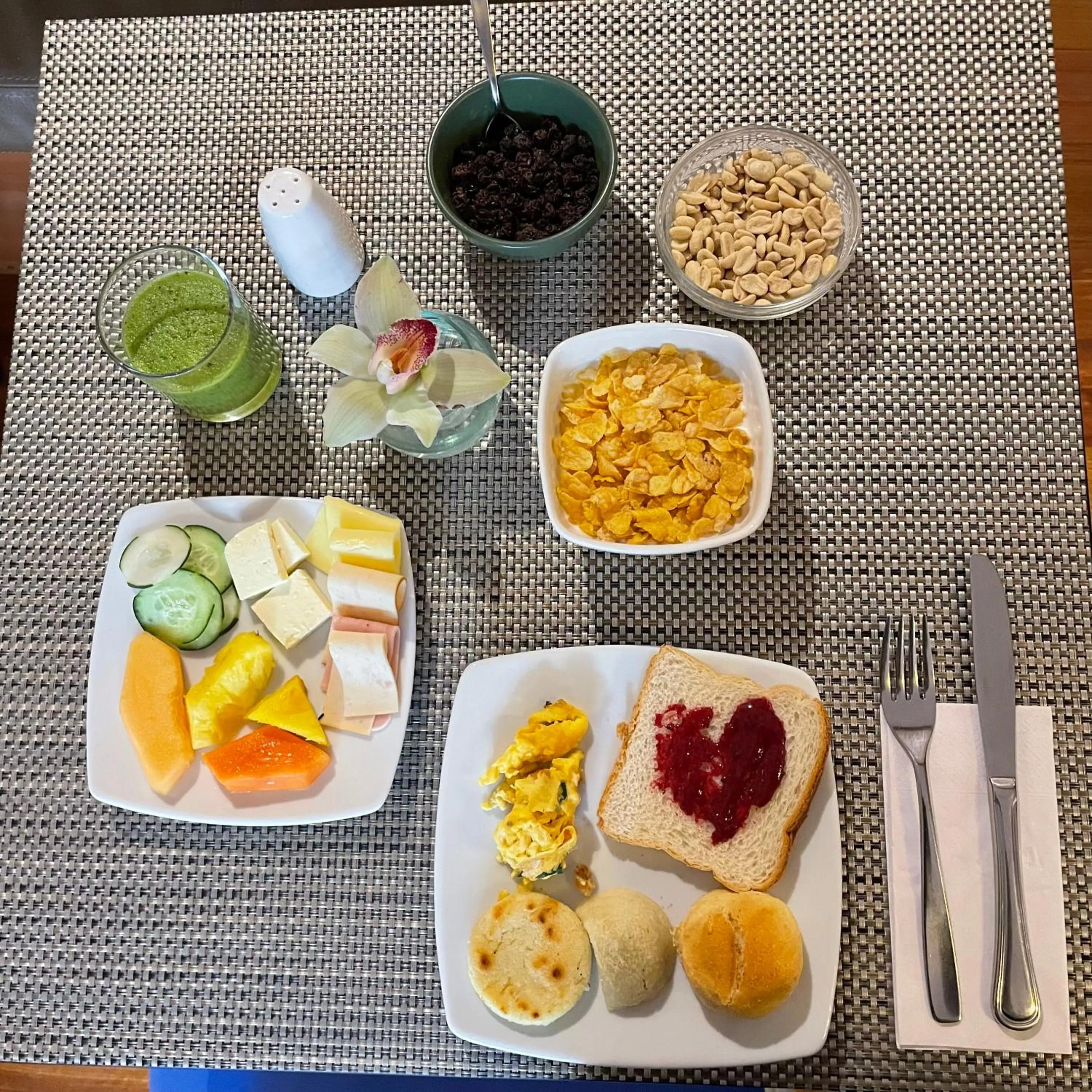 Breakfast in Mercure Bogota BH Retiro