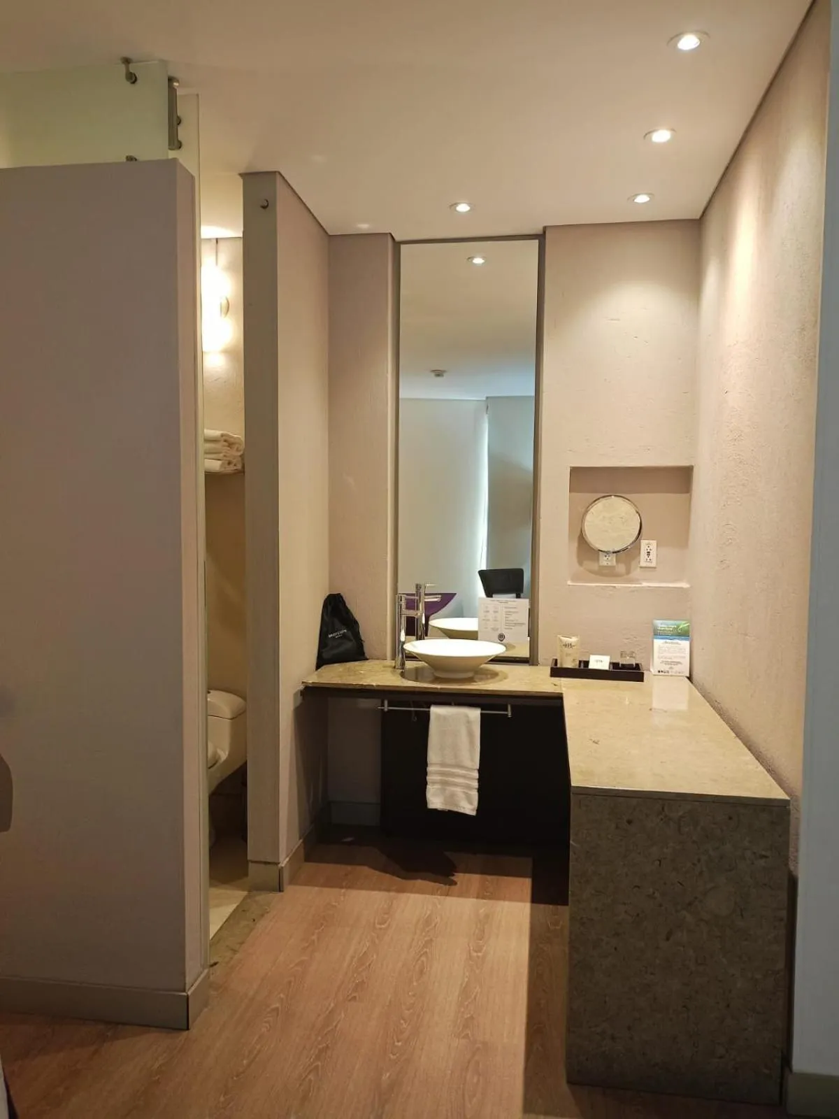 Bathroom in Mercure Bogota BH Zona Financiera