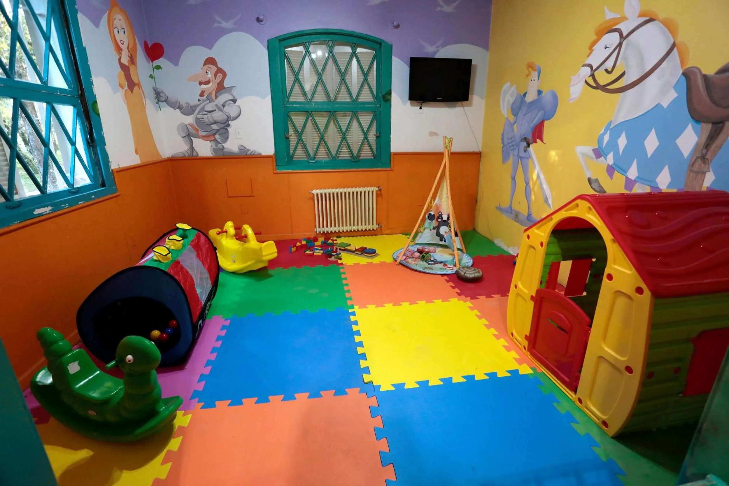 Game Room in Tri Hotel