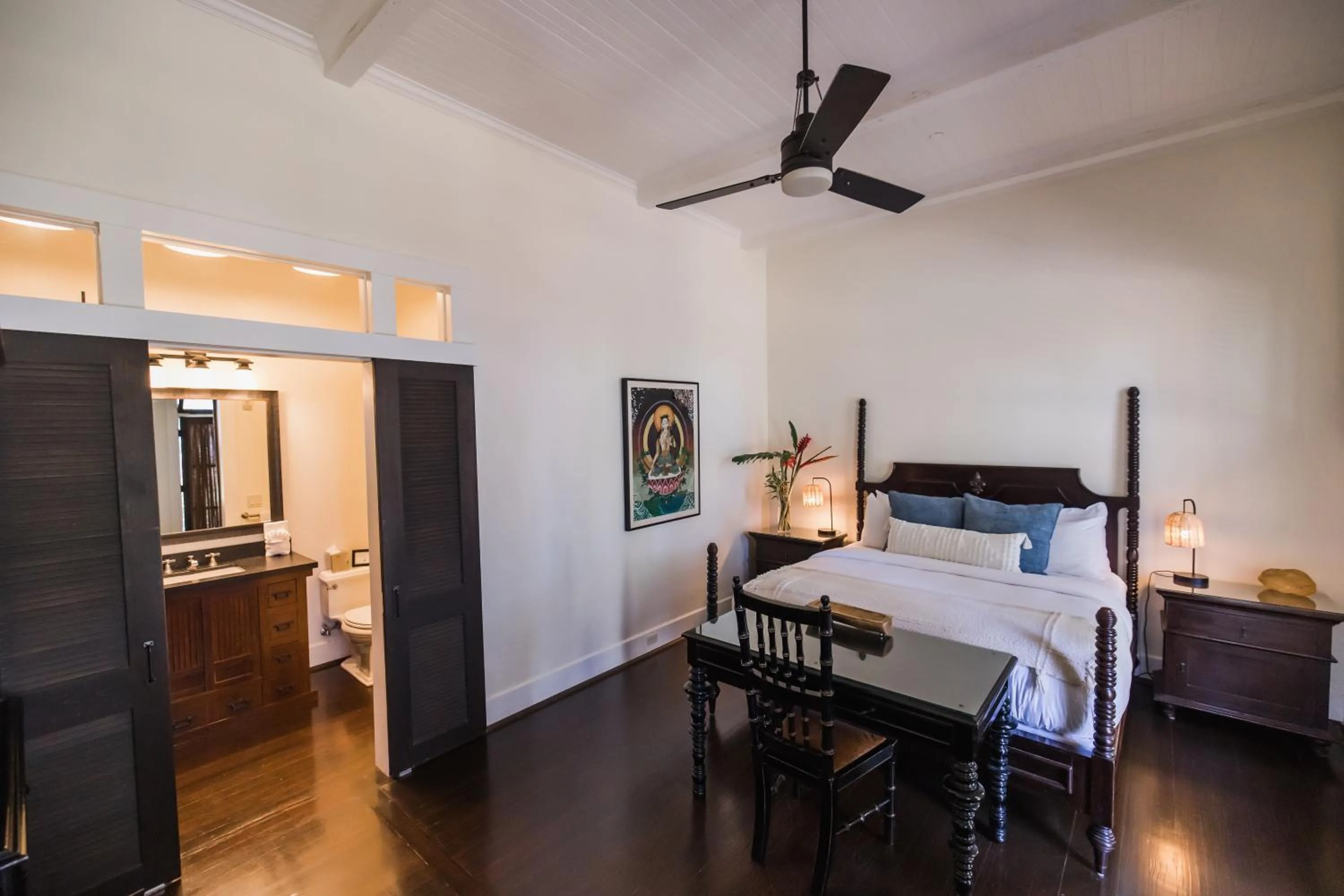Bedroom, Bed in Lumeria Maui, Educational Retreat Center