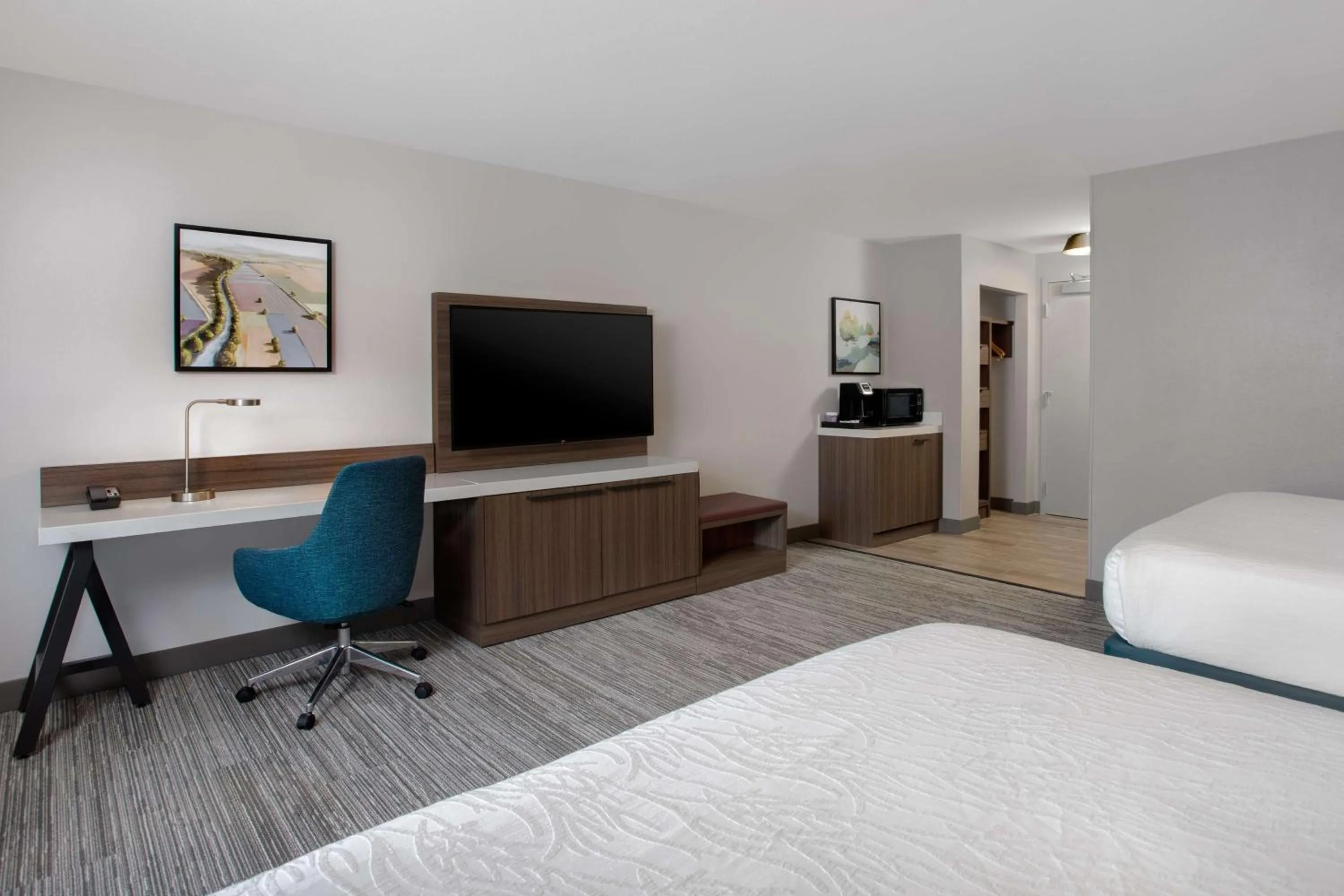 Bedroom, Bed in Hilton Garden Inn Omaha West