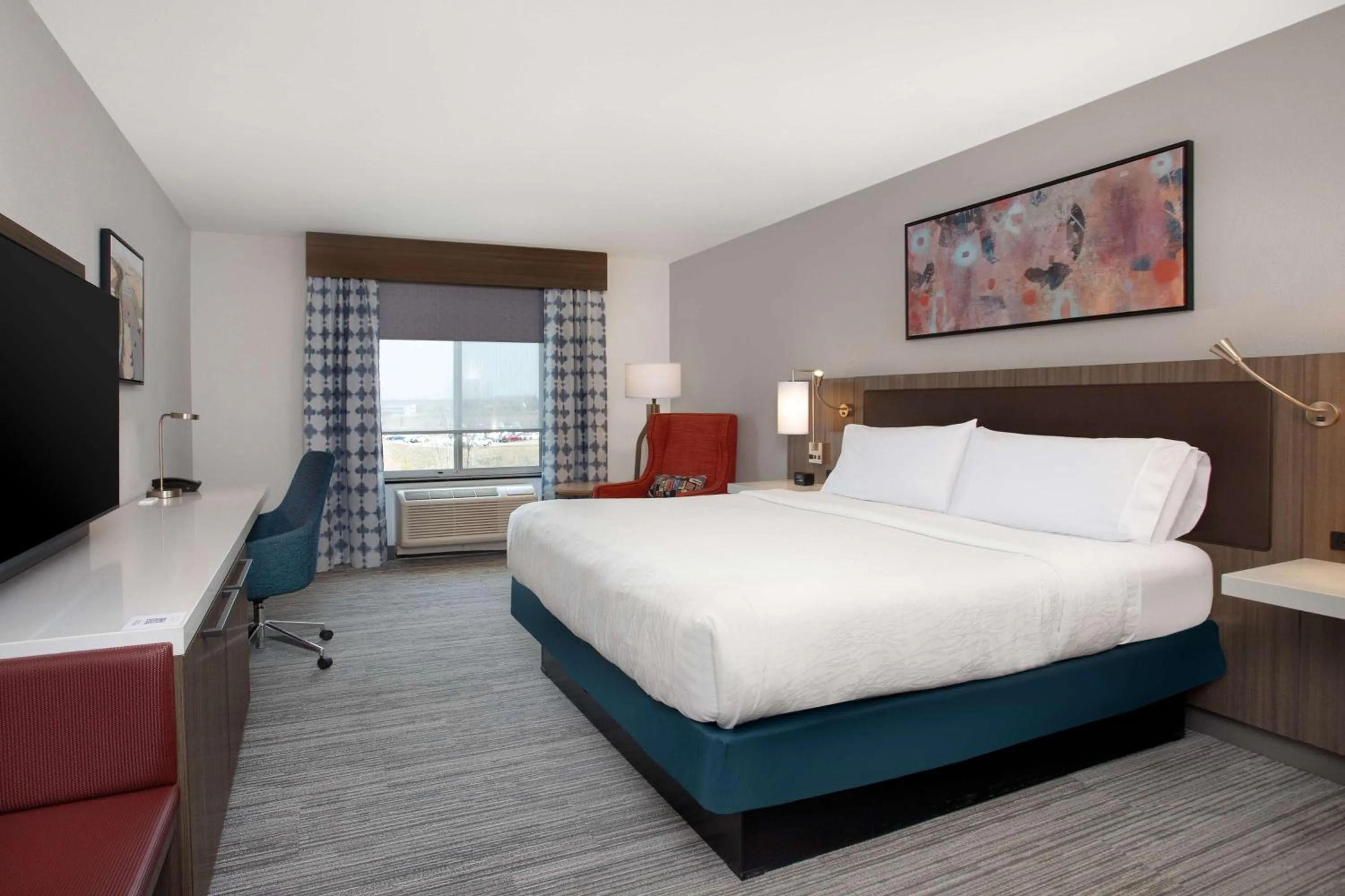 Bed in Hilton Garden Inn Omaha West