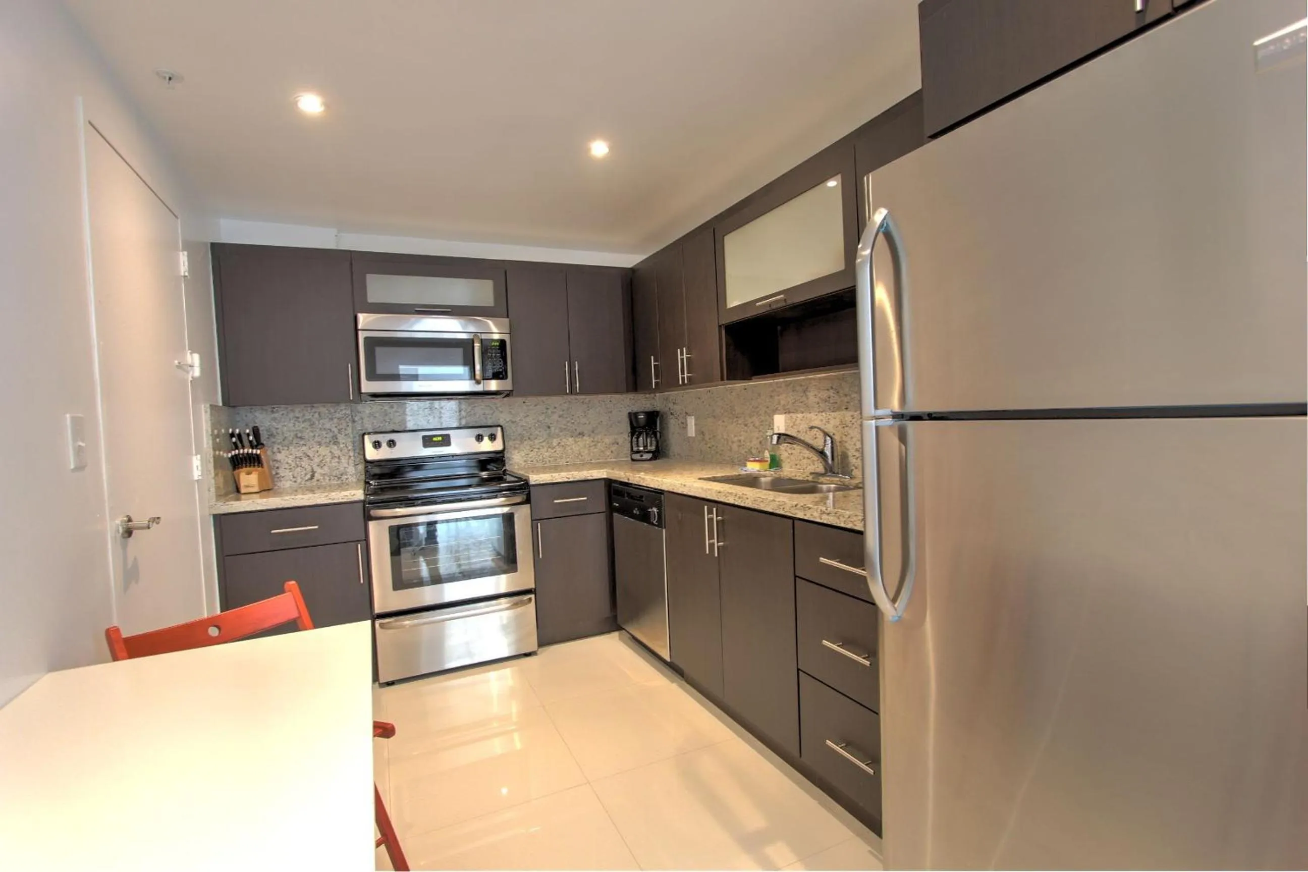 Kitchen or kitchenette in Miami Hallandale Condo, Partial Ocean View Direct Beach and Pool Access Miami Hollywood Beach