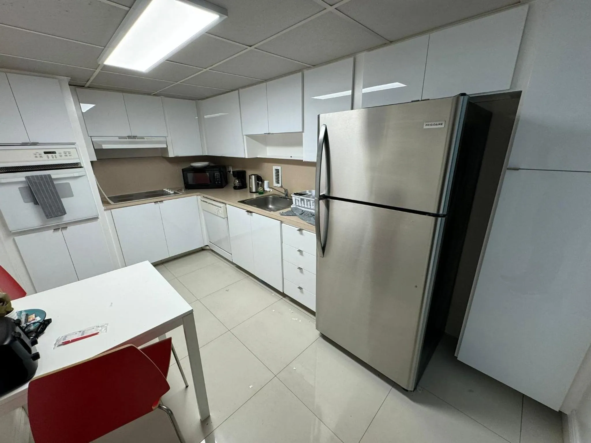 Miami Hallandale Condo, Partial Ocean View Direct Beach and Pool Access Miami Hollywood Beach