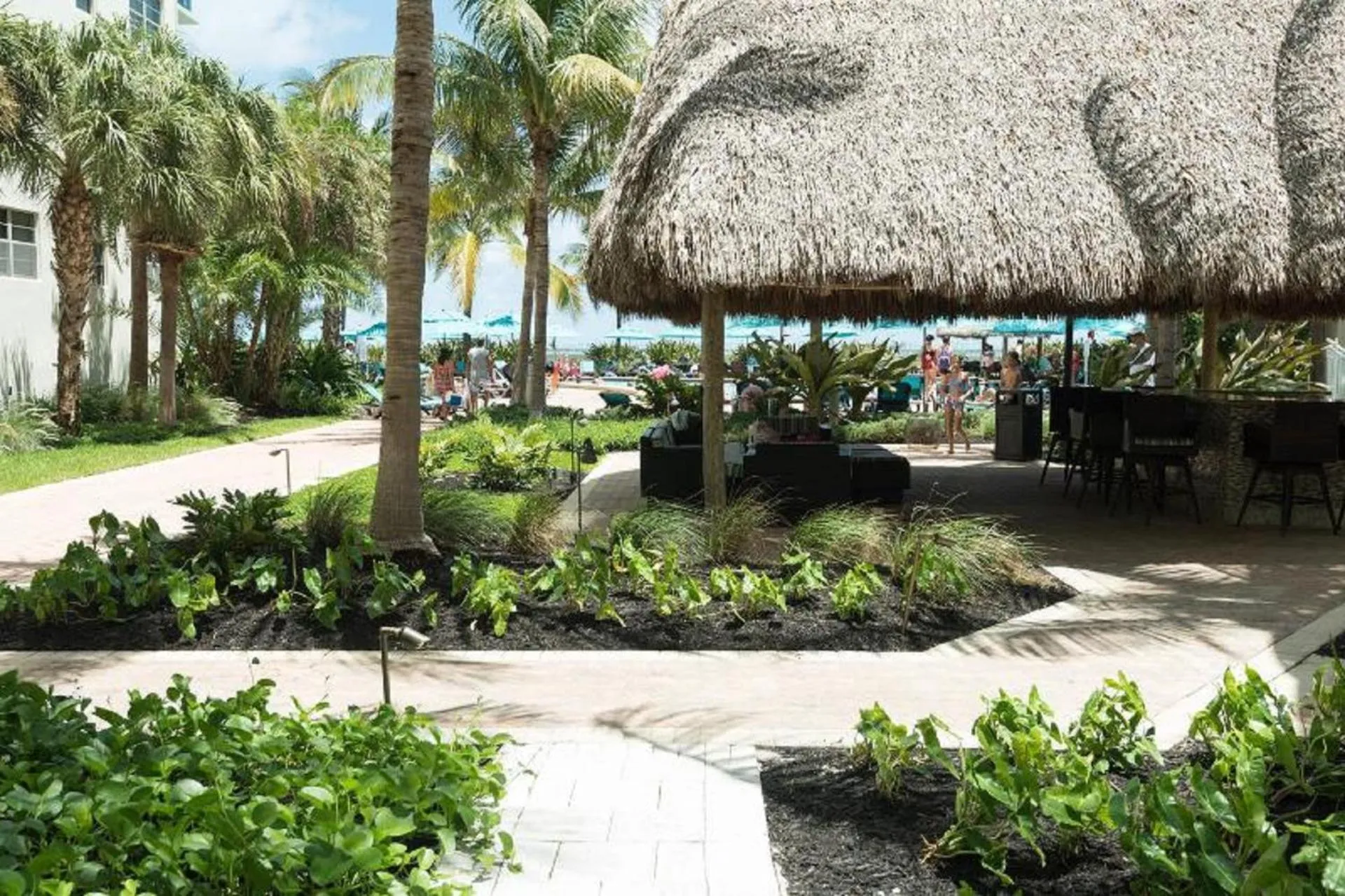 Garden in Miami Hallandale Condo, Partial Ocean View Direct Beach and Pool Access Miami Hollywood Beach