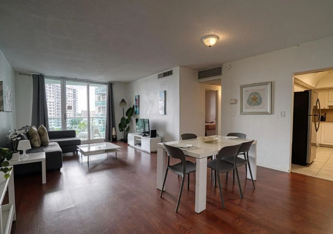 Living room in Miami Hallandale Condo, Partial Ocean View Direct Beach and Pool Access Miami Hollywood Beach