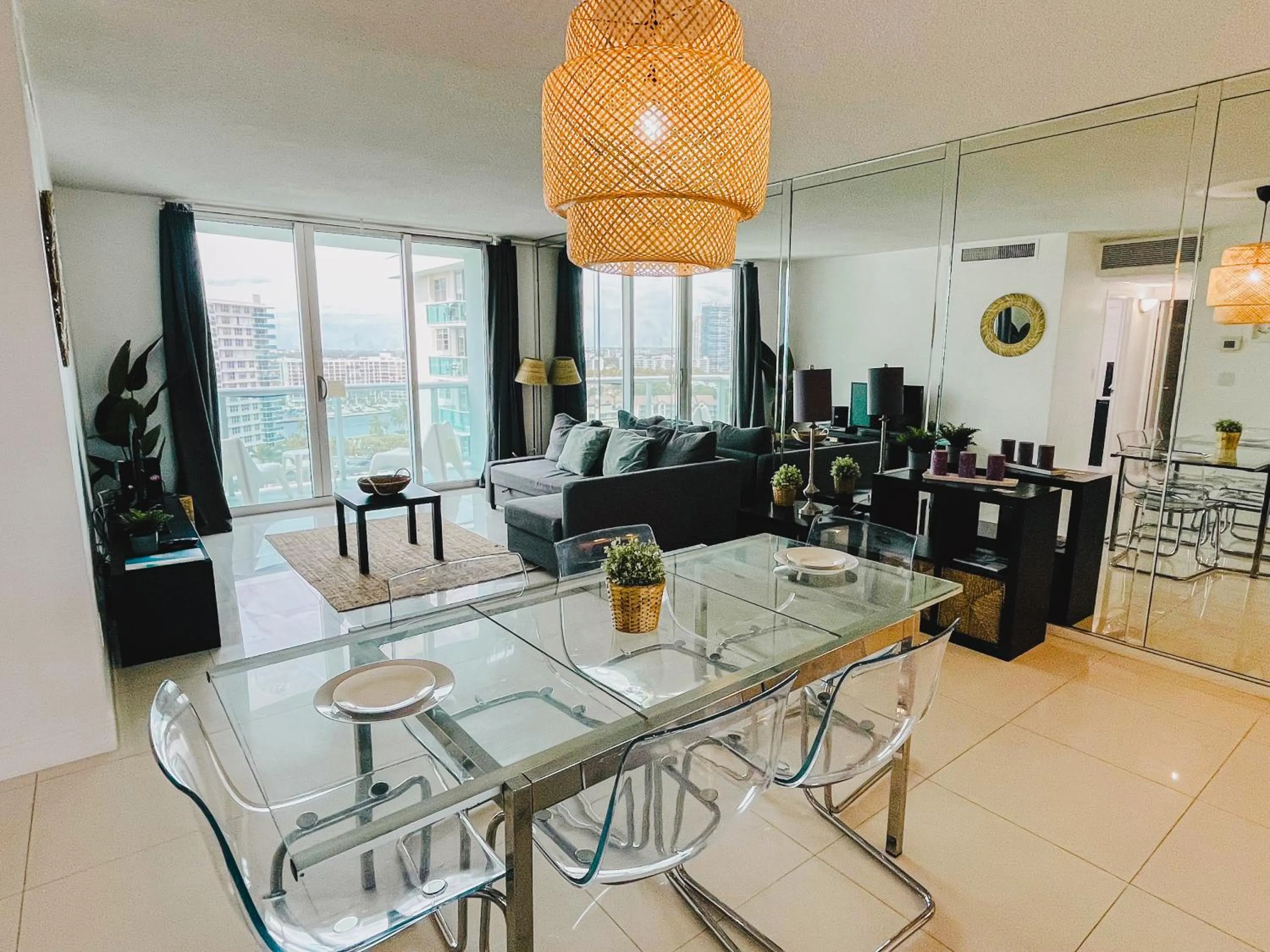 Miami Hallandale Condo, Partial Ocean View Direct Beach and Pool Access Miami Hollywood Beach