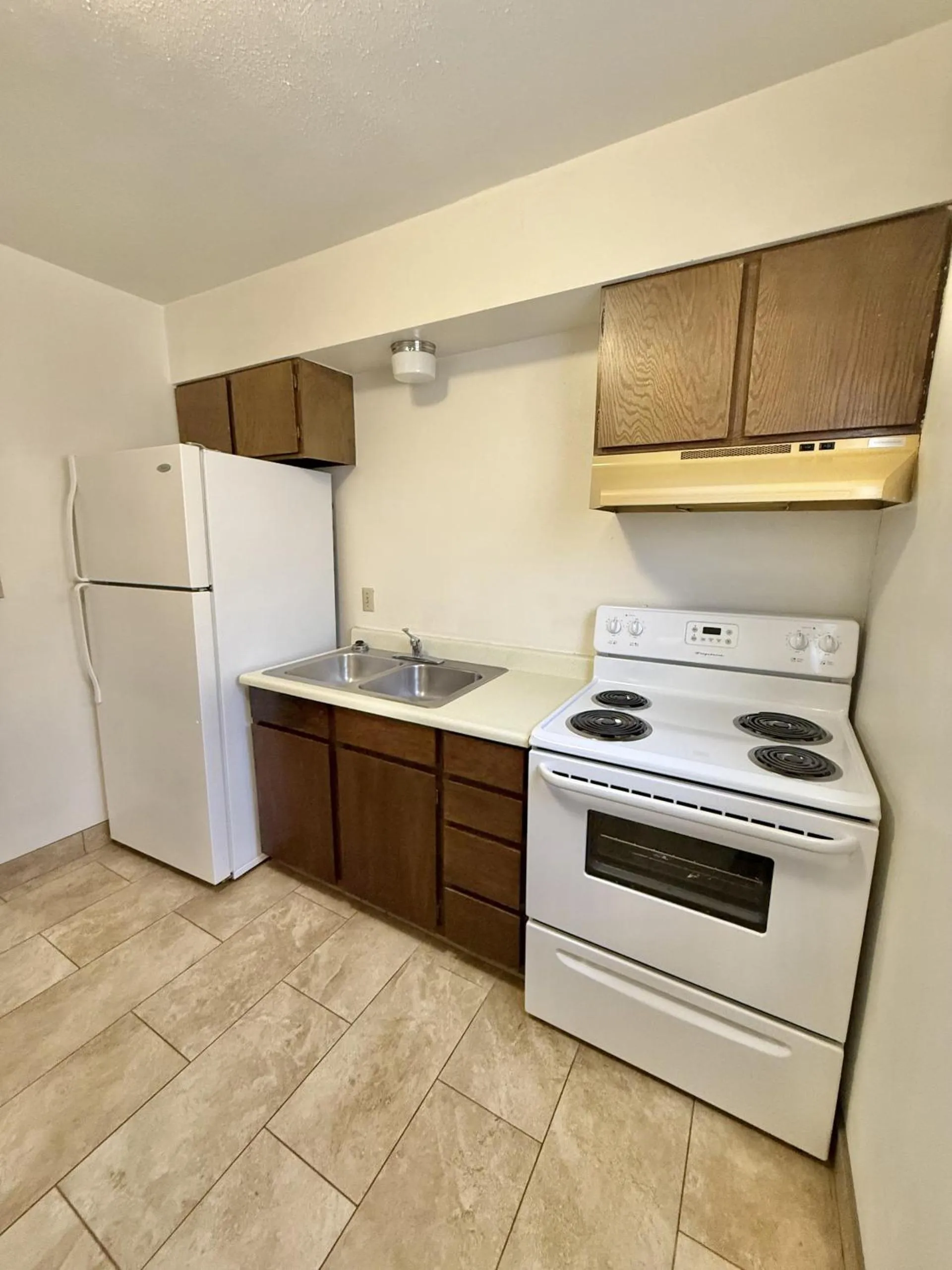 kitchen in Super 8 by Wyndham Salina/Scenic Hills Area