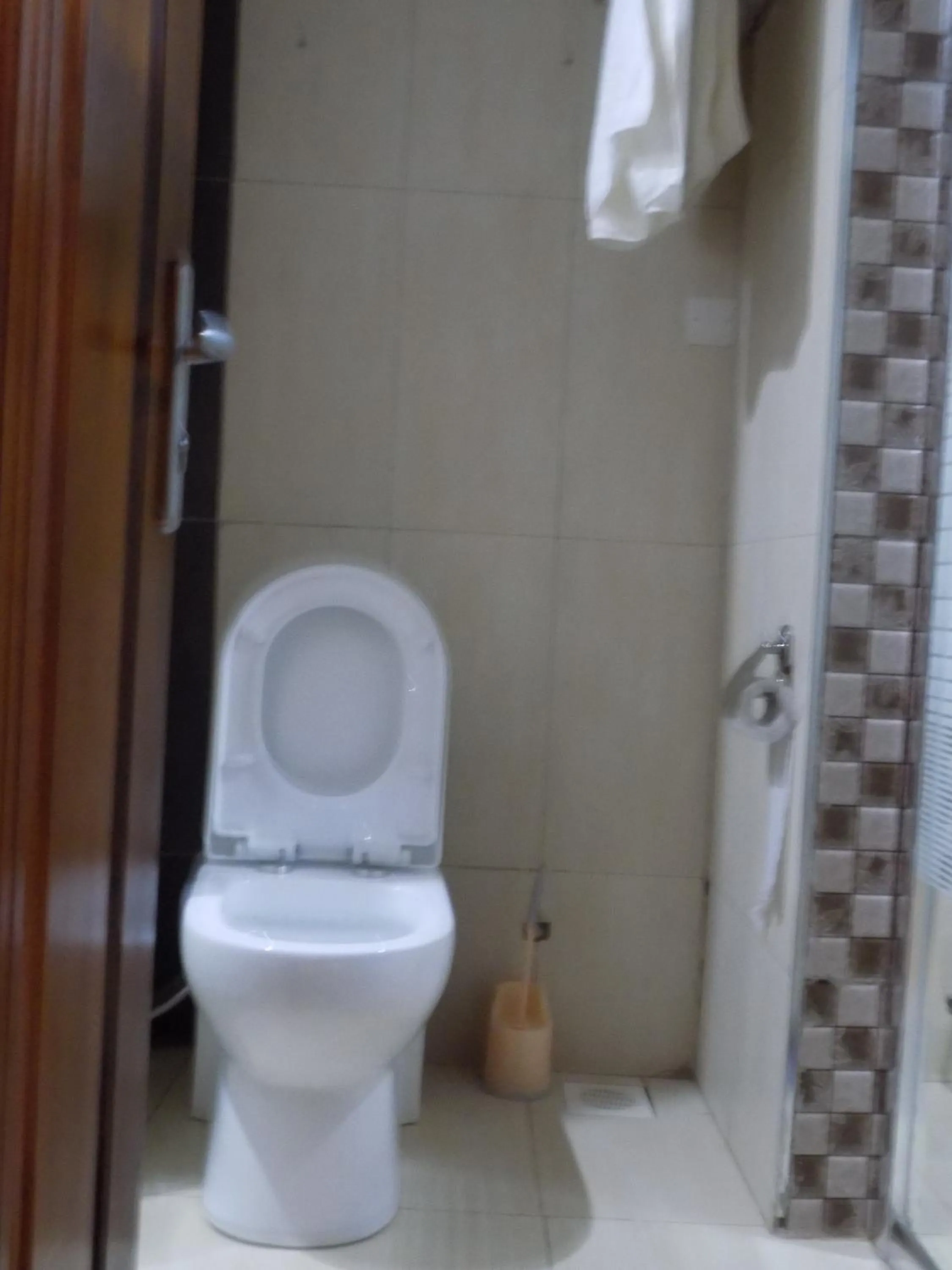 Toilet in Freedom City Hotel Najjanankumbi Kamapala