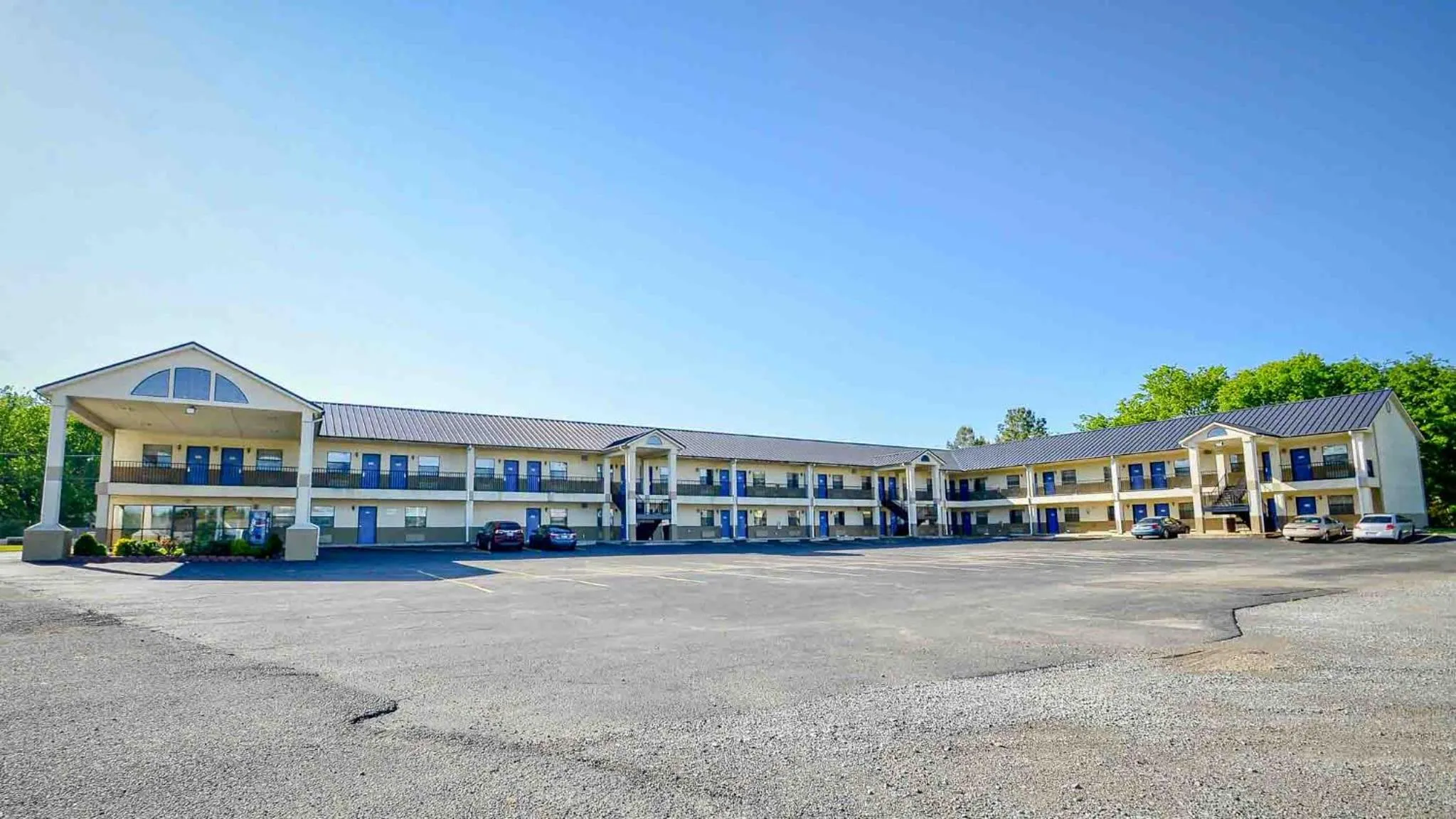 Property building in Motel 6-Atoka, OK