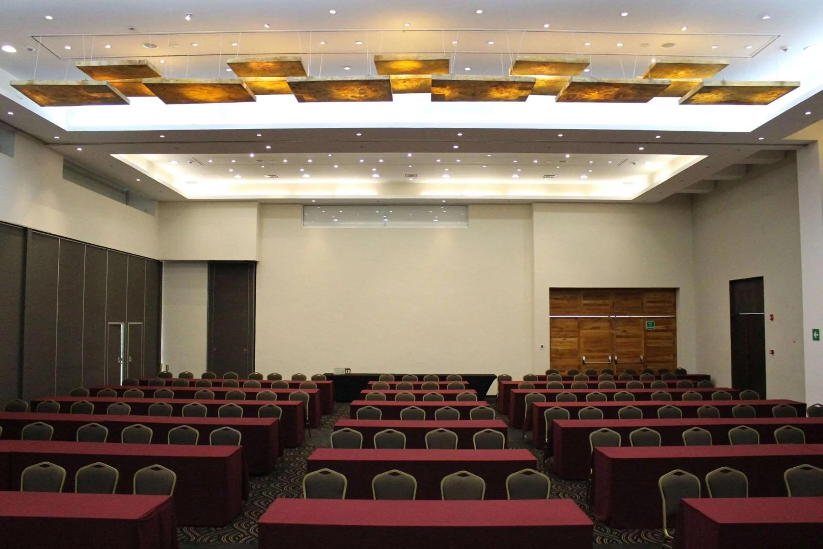 Meeting/conference room in Radisson Poliforum Plaza Hotel Leon