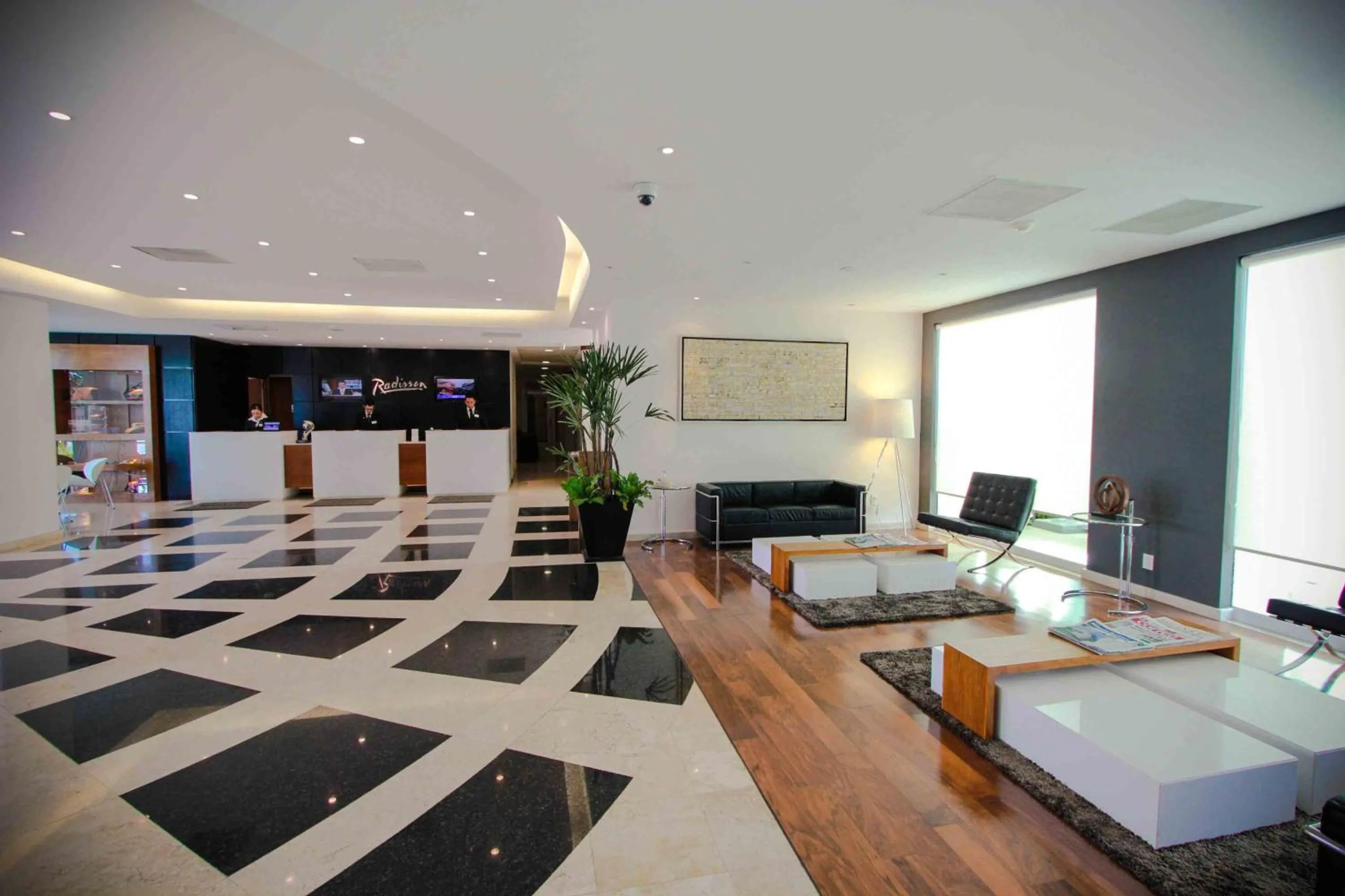 Lobby or reception in Radisson Poliforum Plaza Hotel Leon