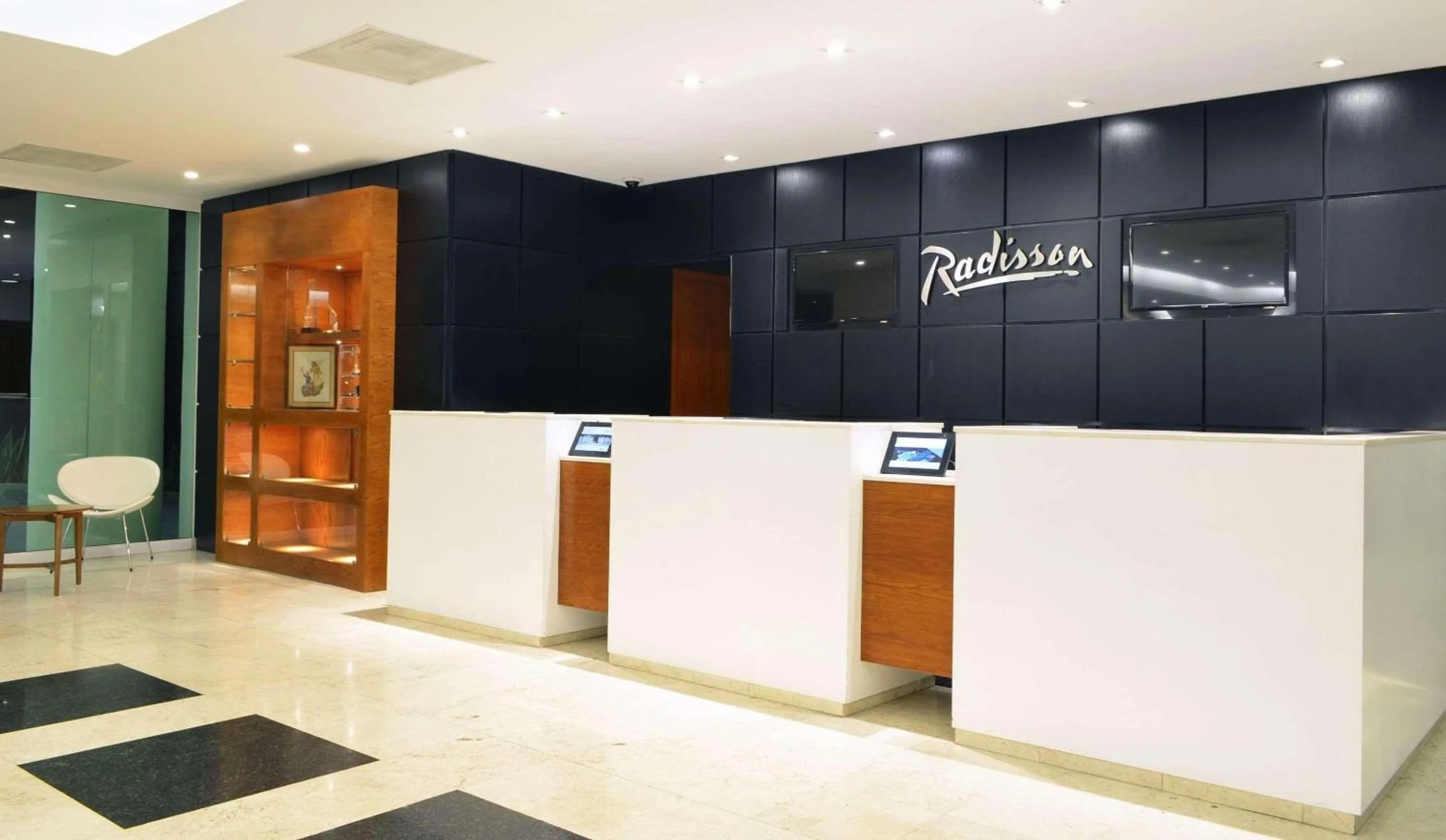 Lobby or reception in Radisson Poliforum Plaza Hotel Leon