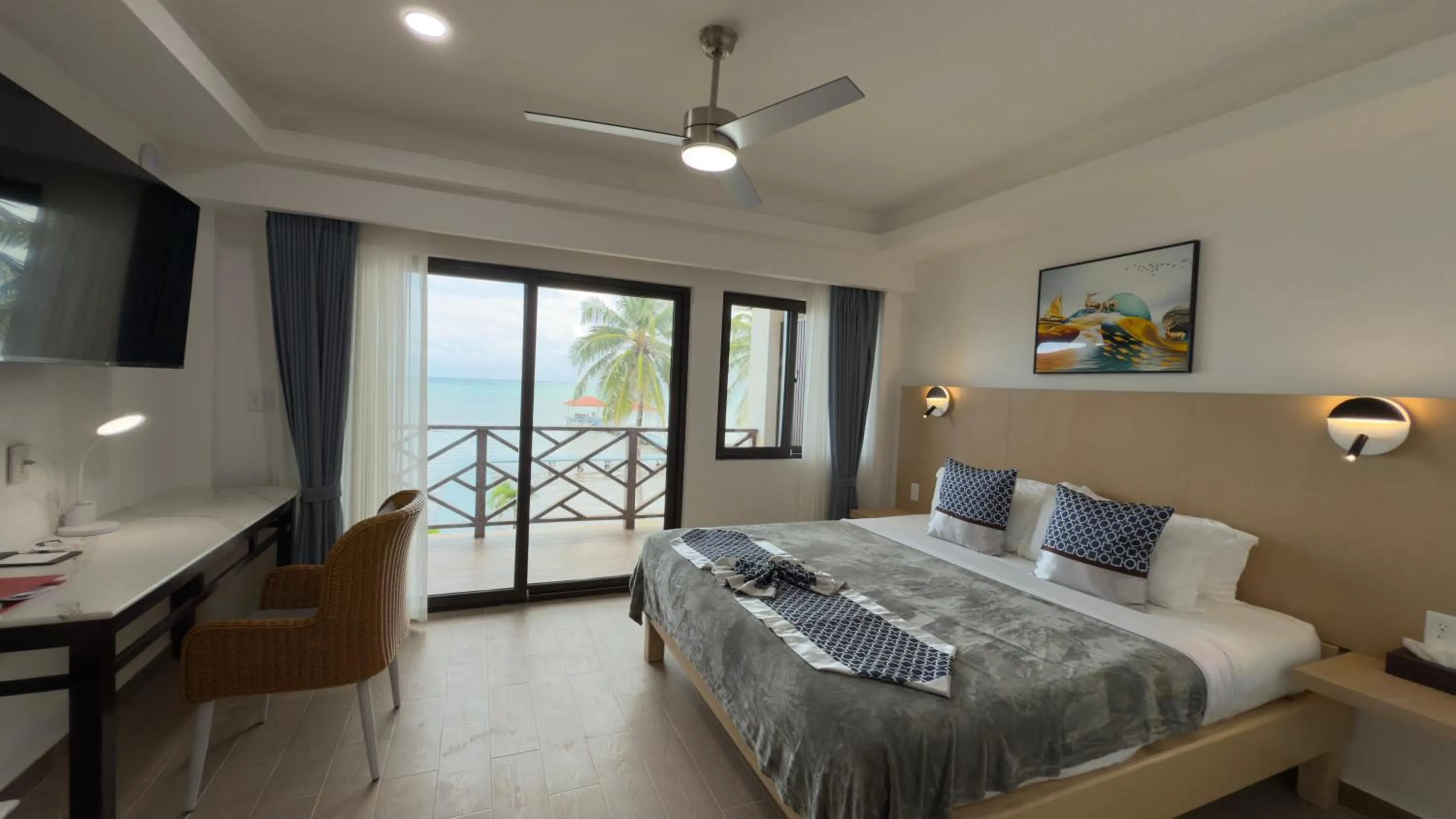 Bed in Captain Morgan's Retreat