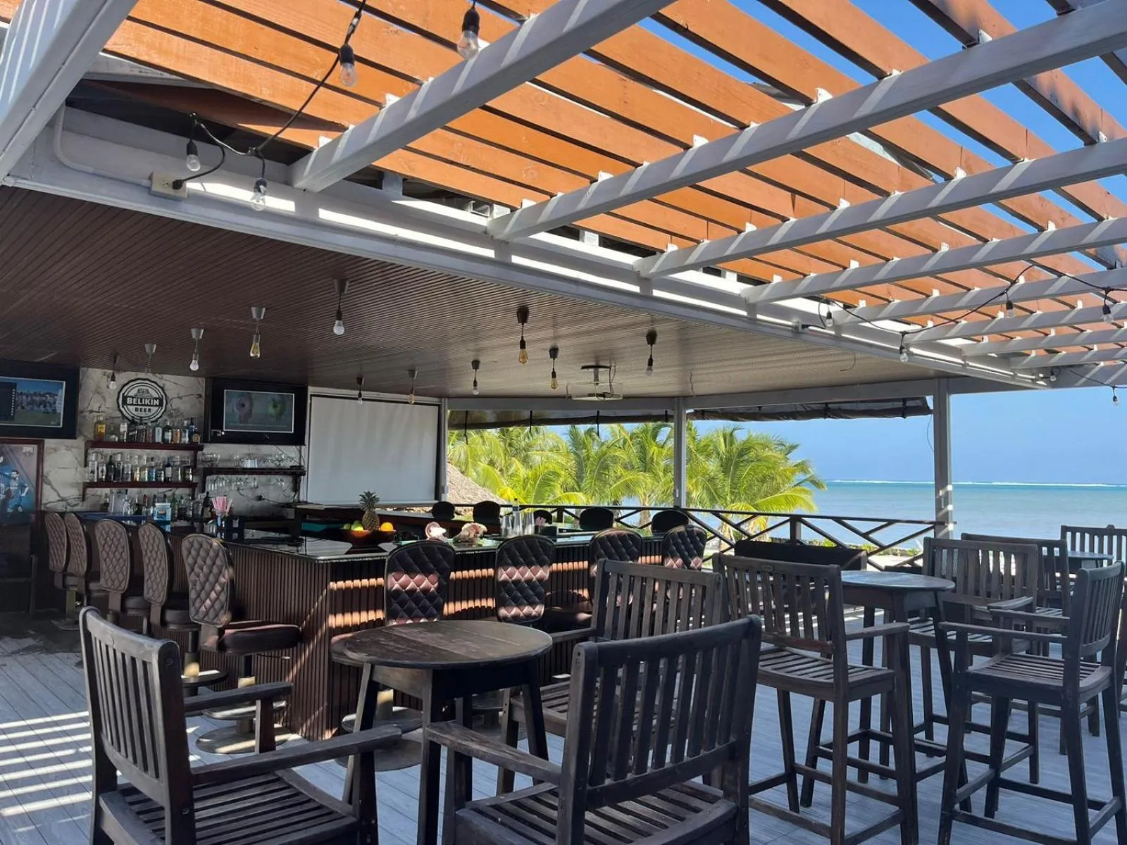 Captain Morgan's Retreat