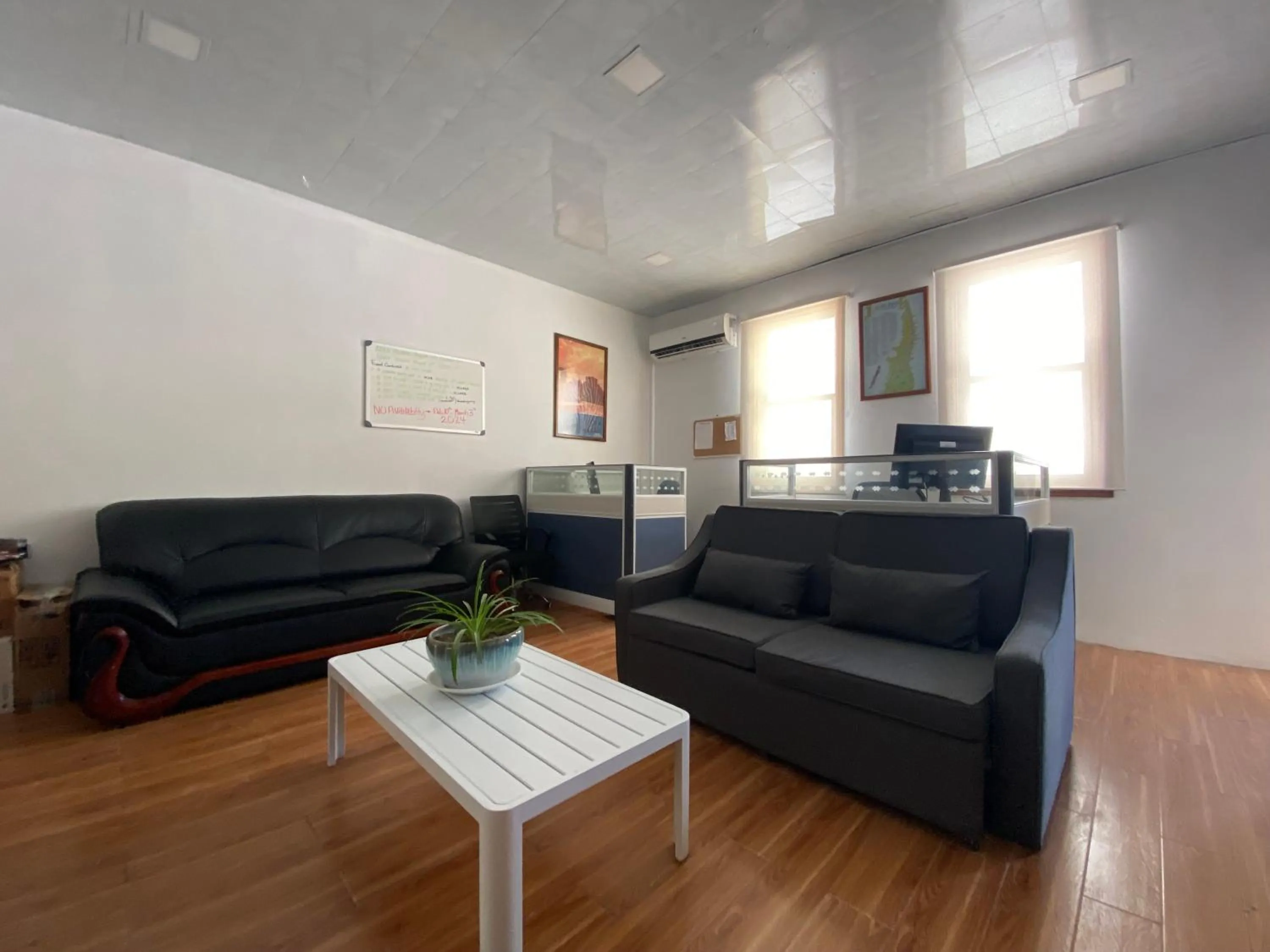 Captain Morgan's Retreat