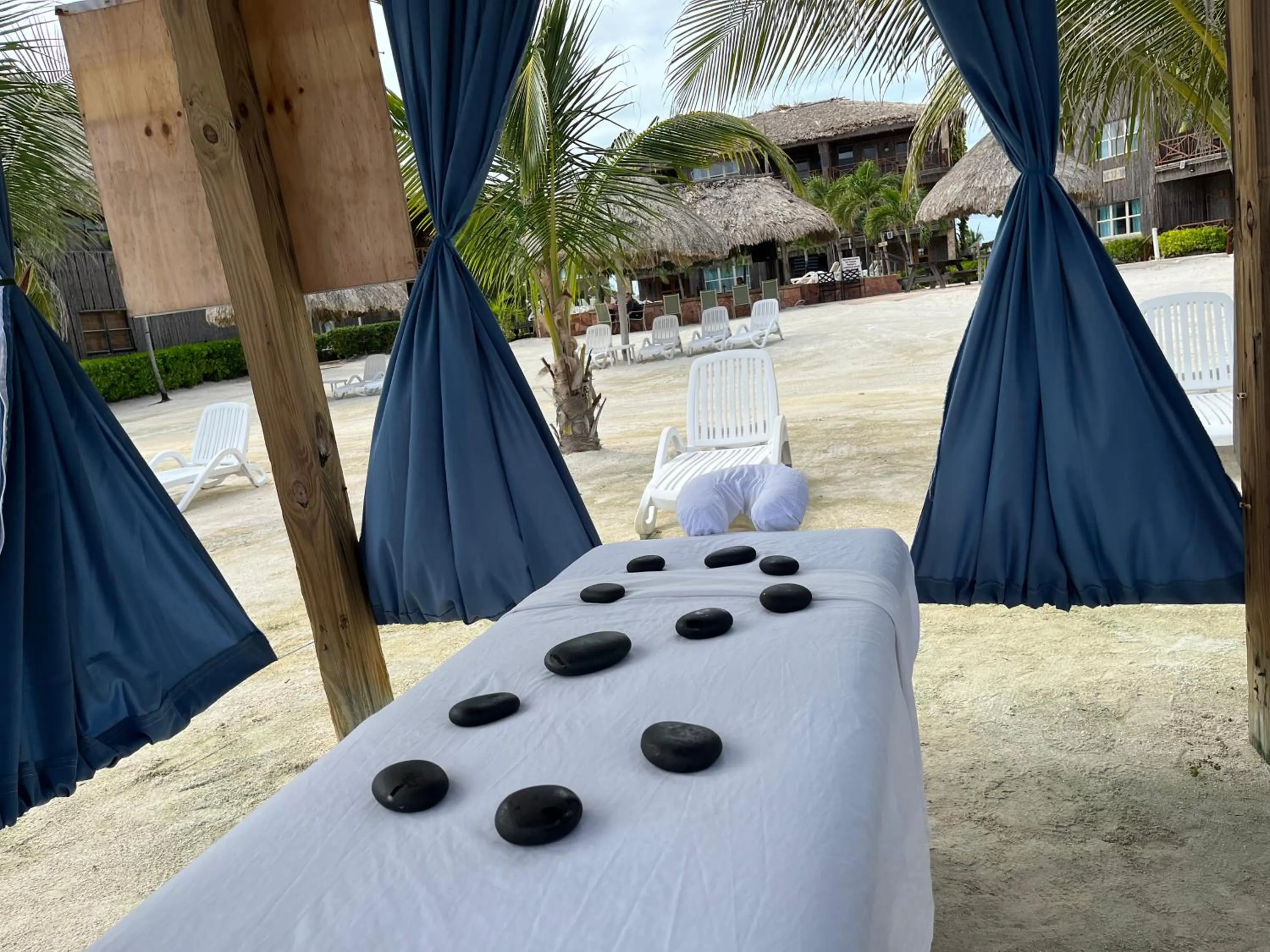 Day in Captain Morgan's Retreat