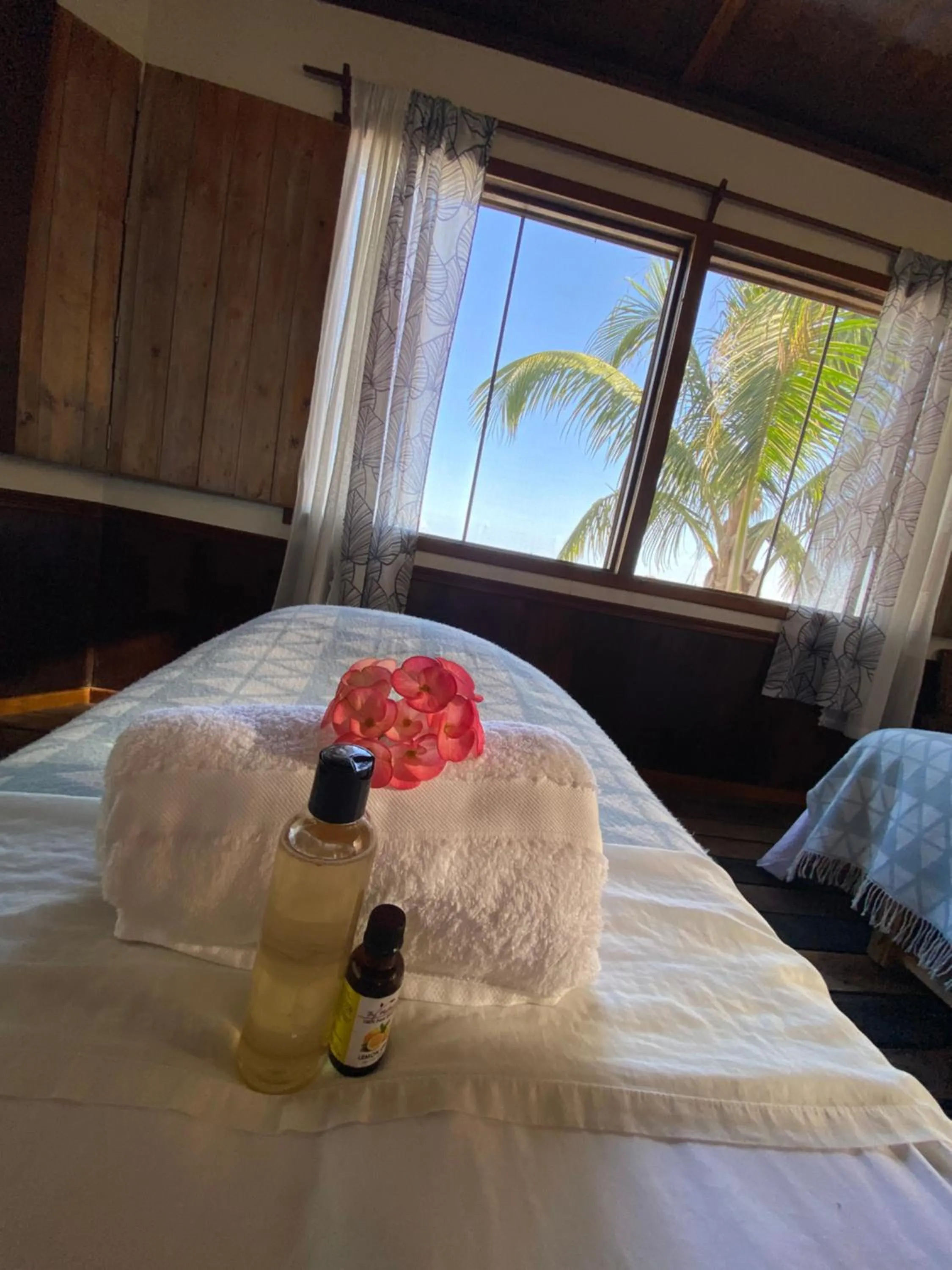 Spa and wellness centre/facilities, Bed in Captain Morgan's Retreat