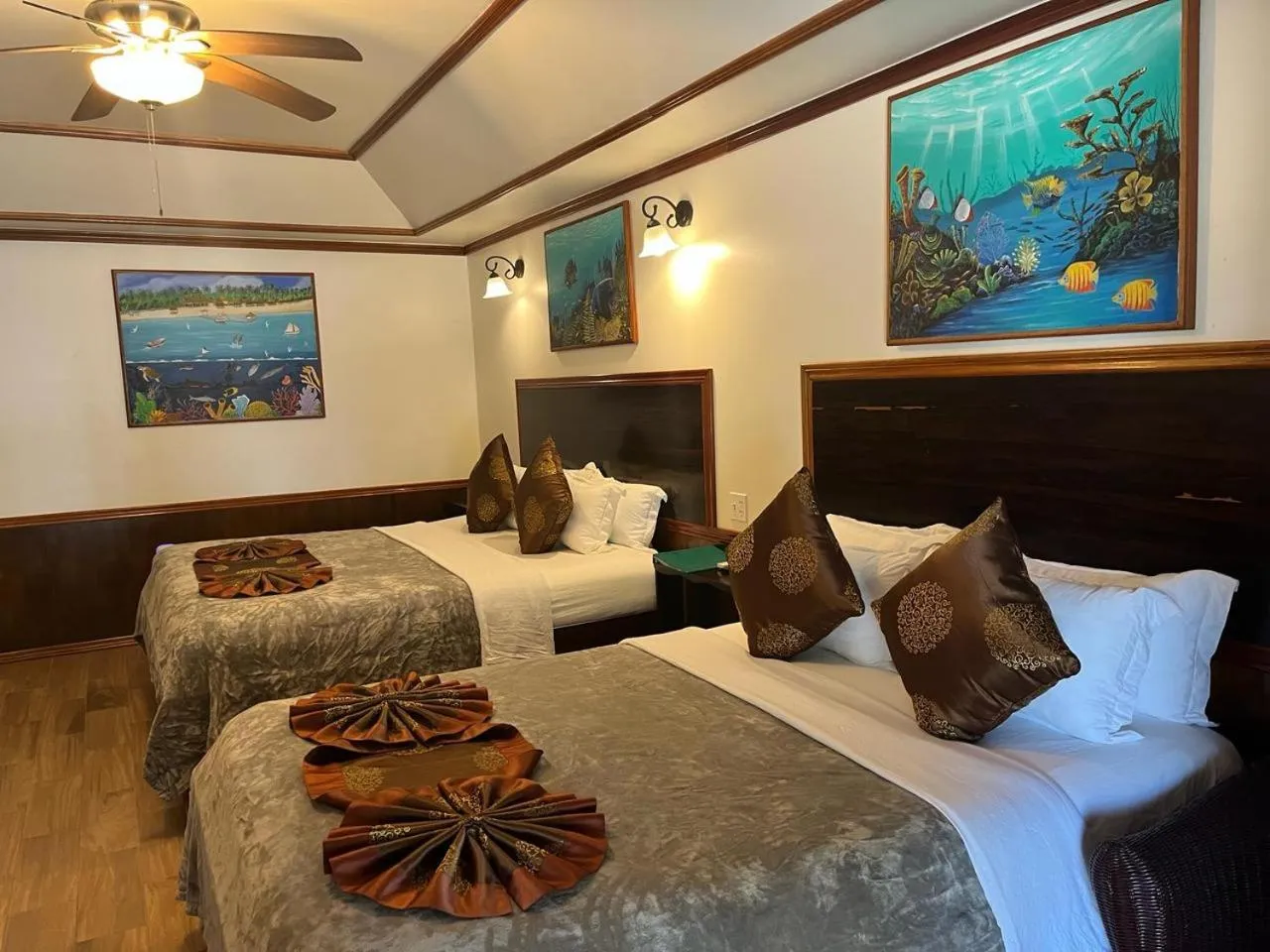 Bed in Captain Morgan's Retreat