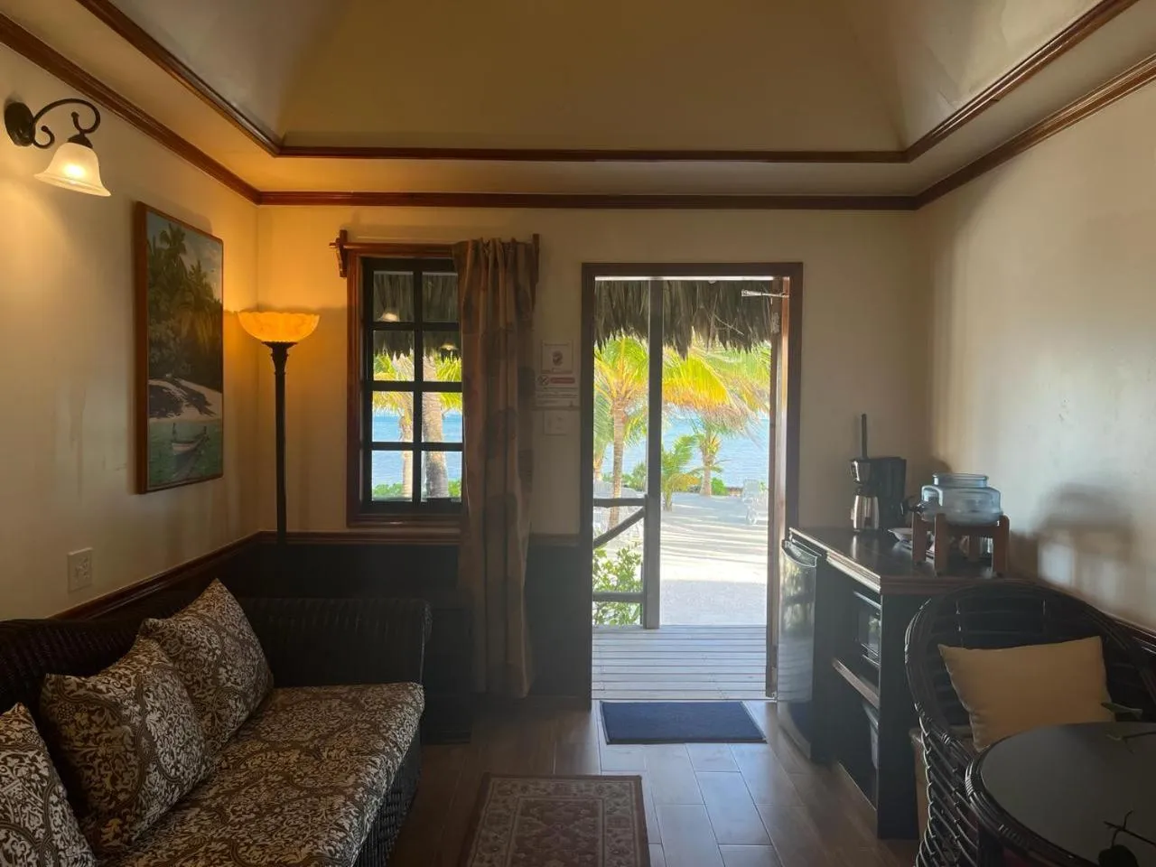 Living room in Captain Morgan's Retreat