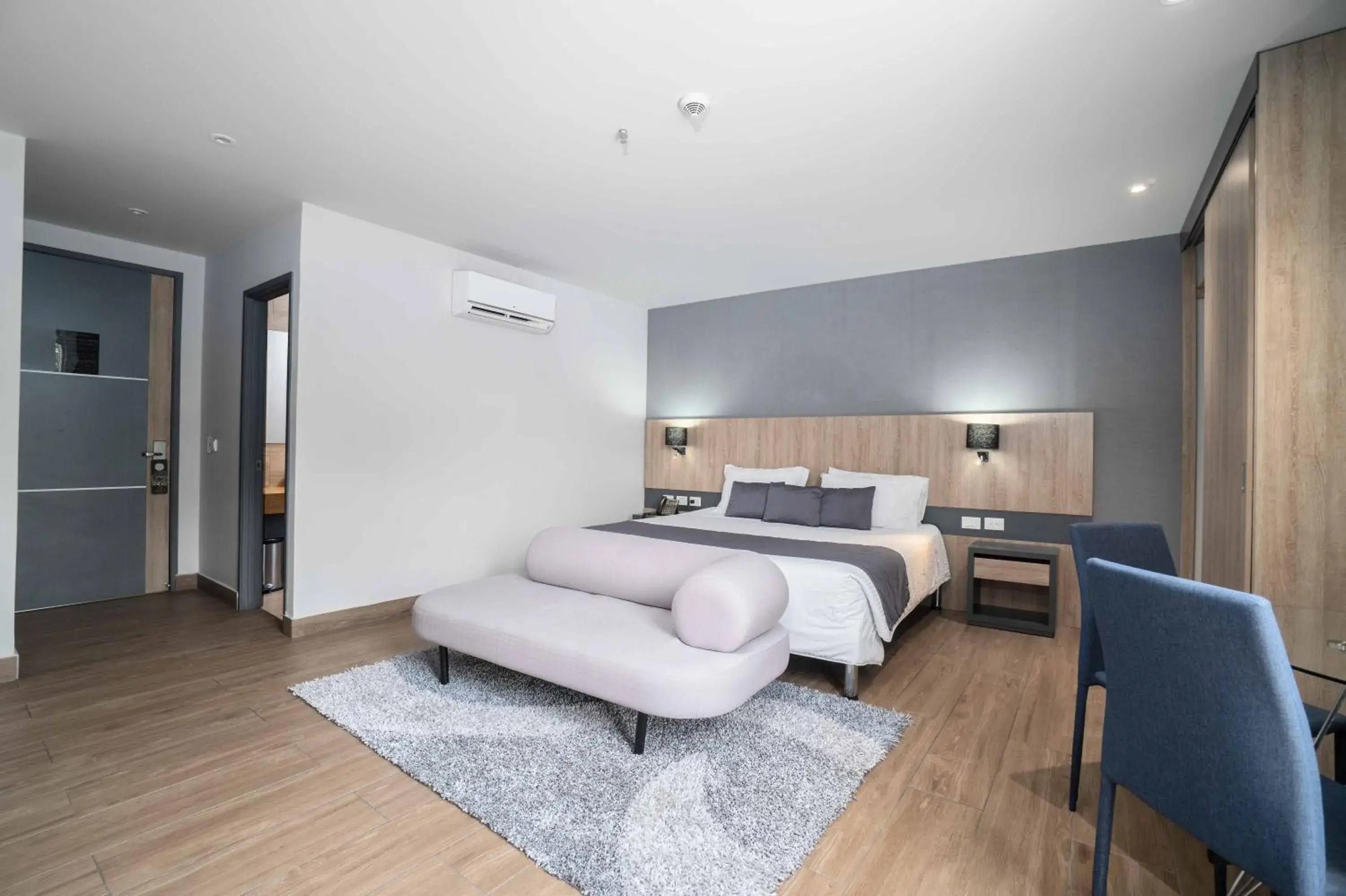 King Room in Hotel Plaza del Lili King Room in Hotel Plaza del Lili