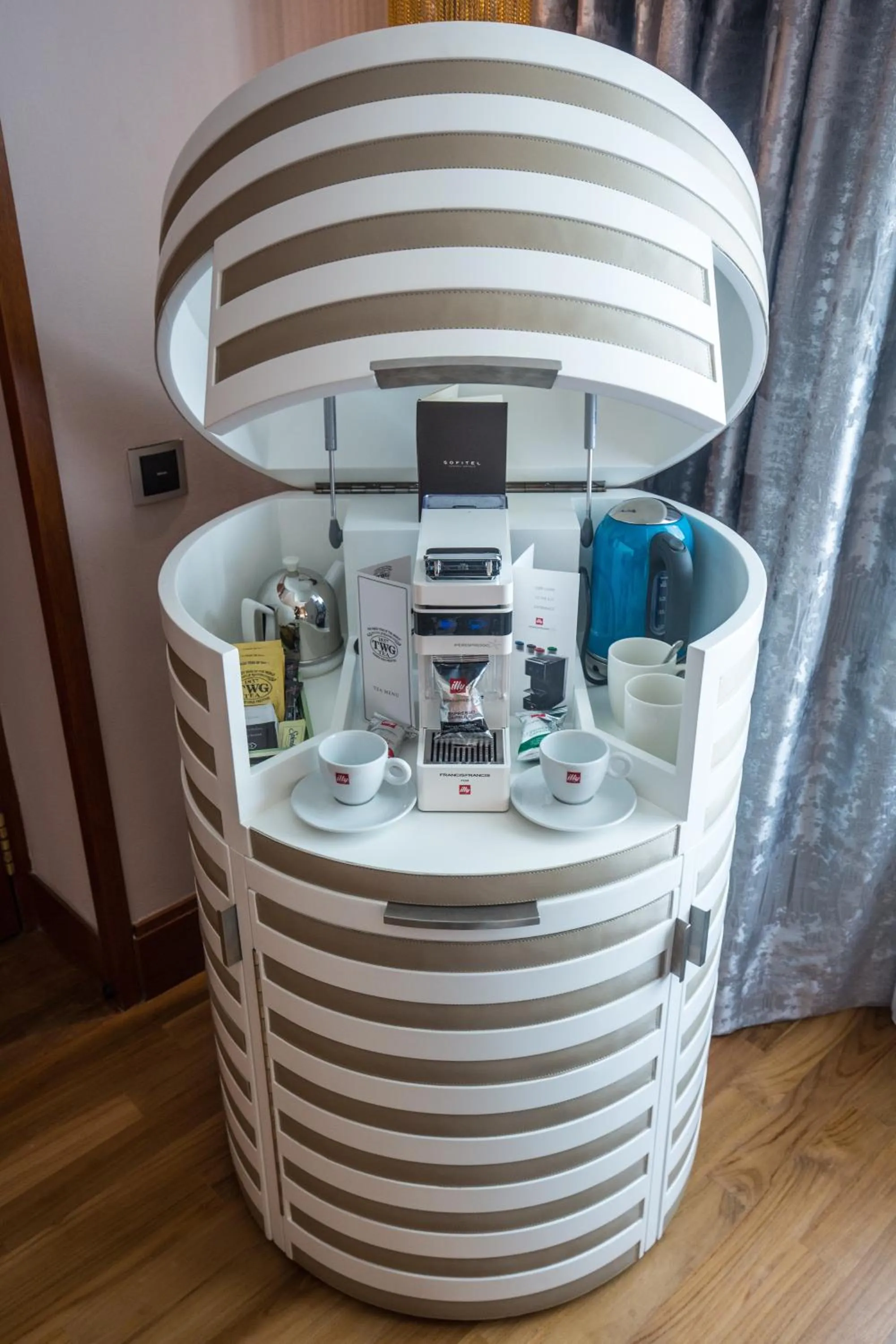 Coffee/tea facilities in Sofitel Singapore Sentosa