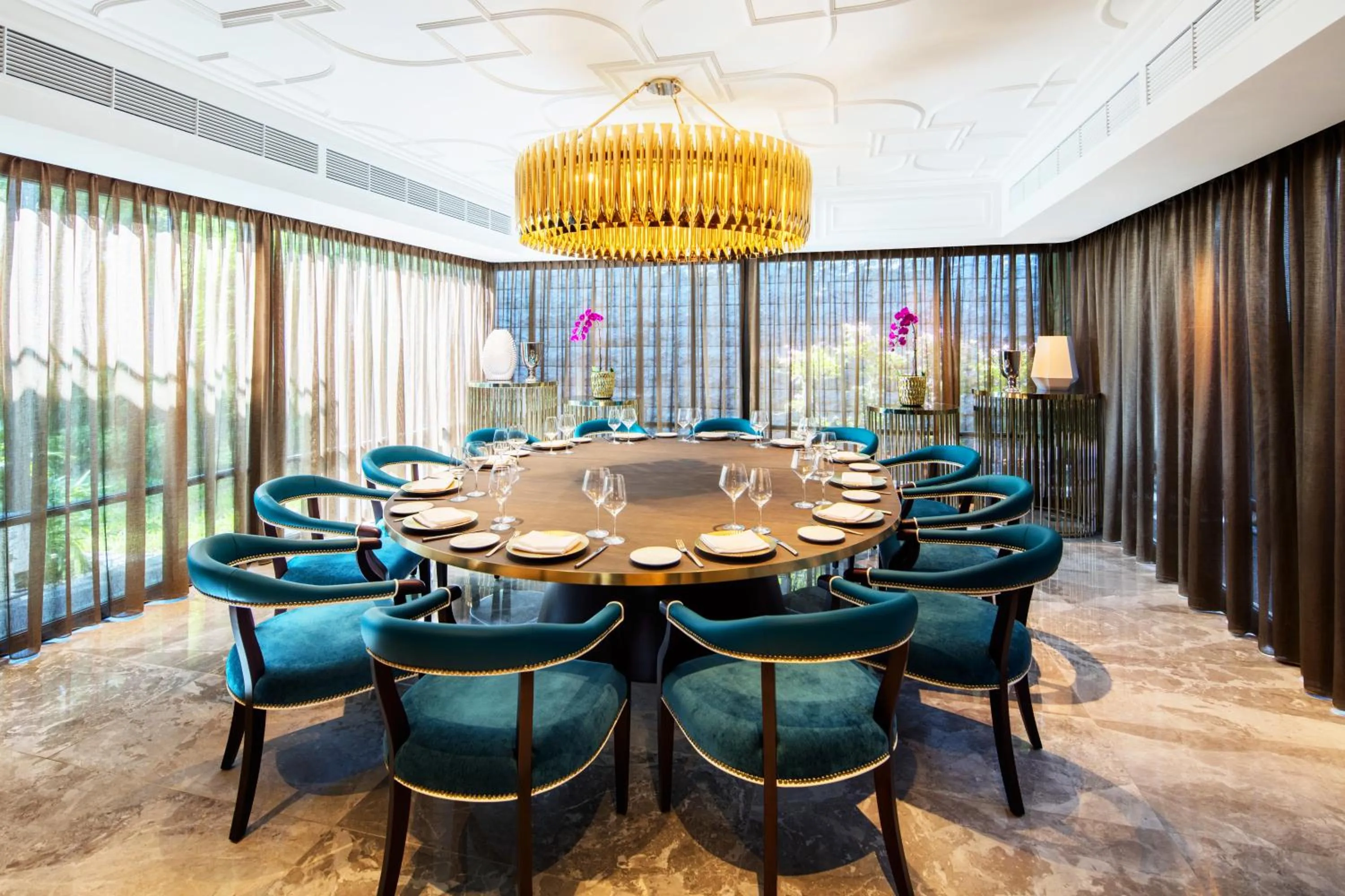 Restaurant/places to eat in Sofitel Singapore Sentosa