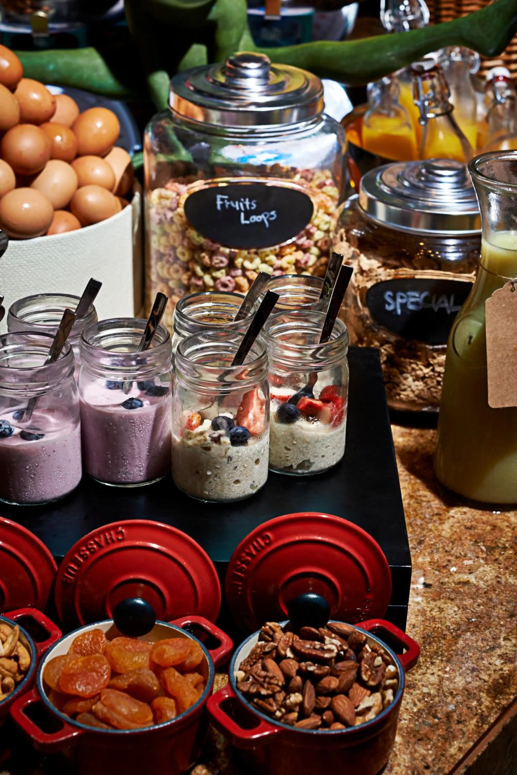 Restaurant/places to eat in Sofitel Singapore Sentosa