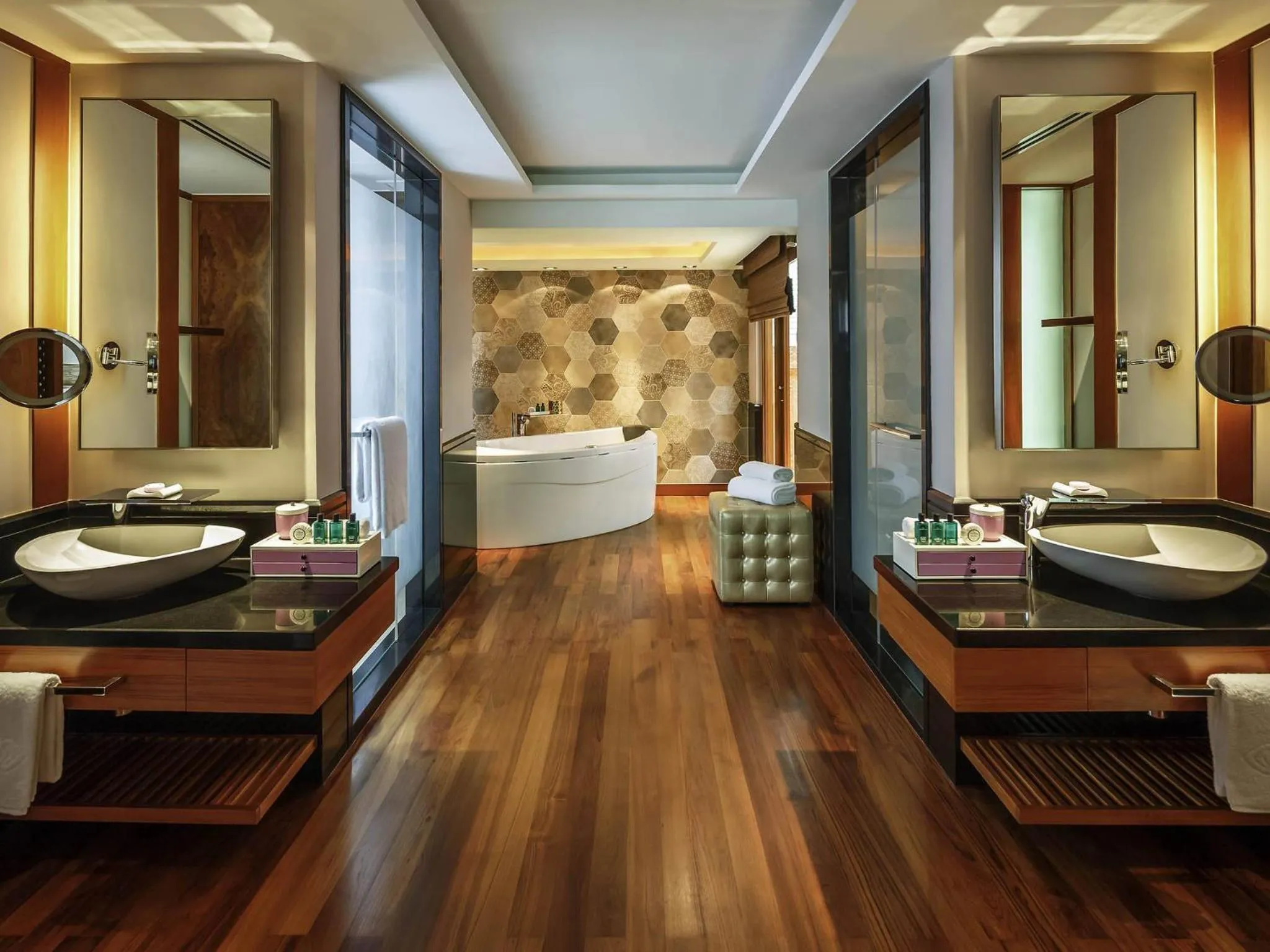 Photo of the whole room in Sofitel Singapore Sentosa