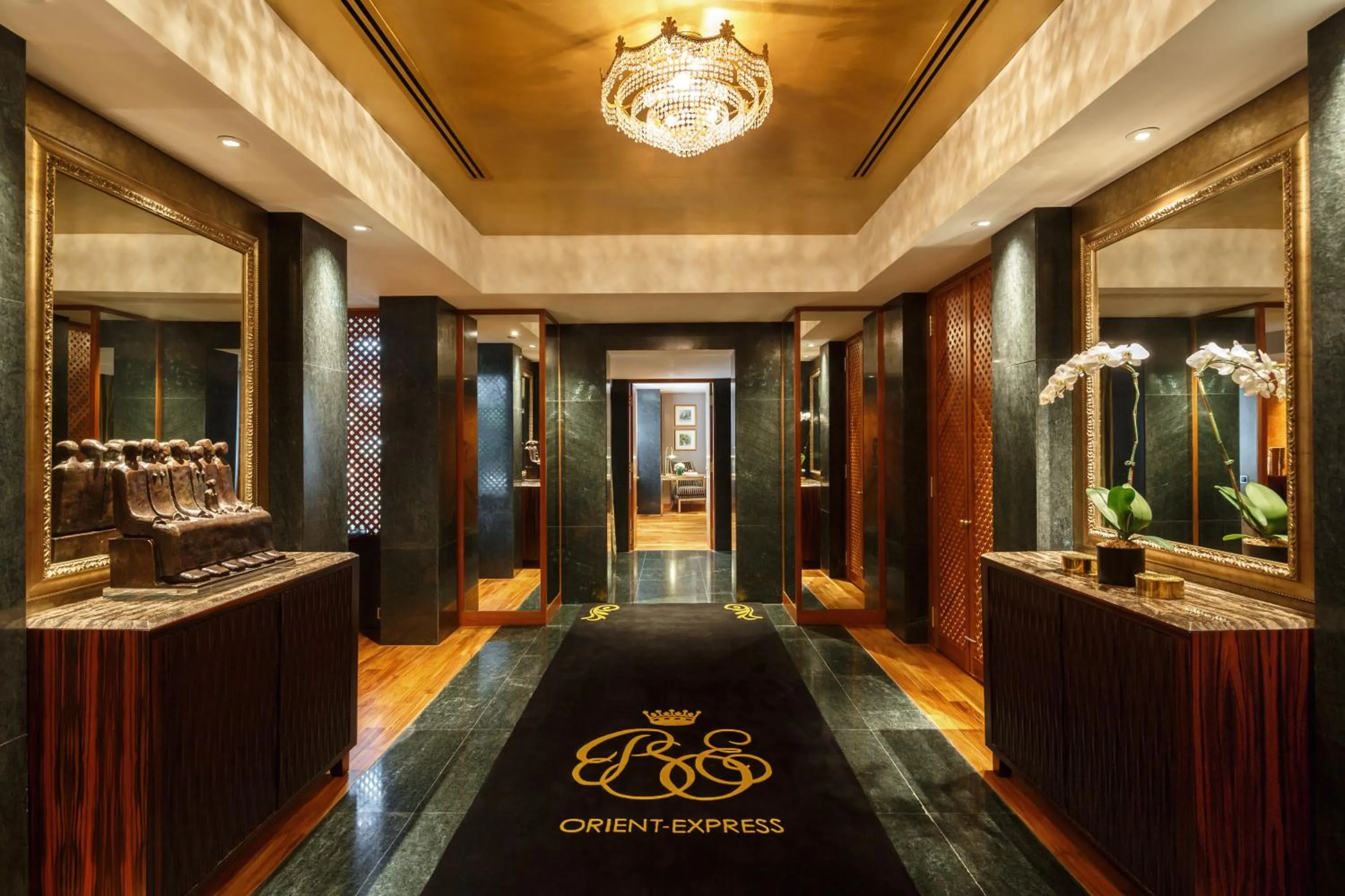 Photo of the whole room in Sofitel Singapore Sentosa