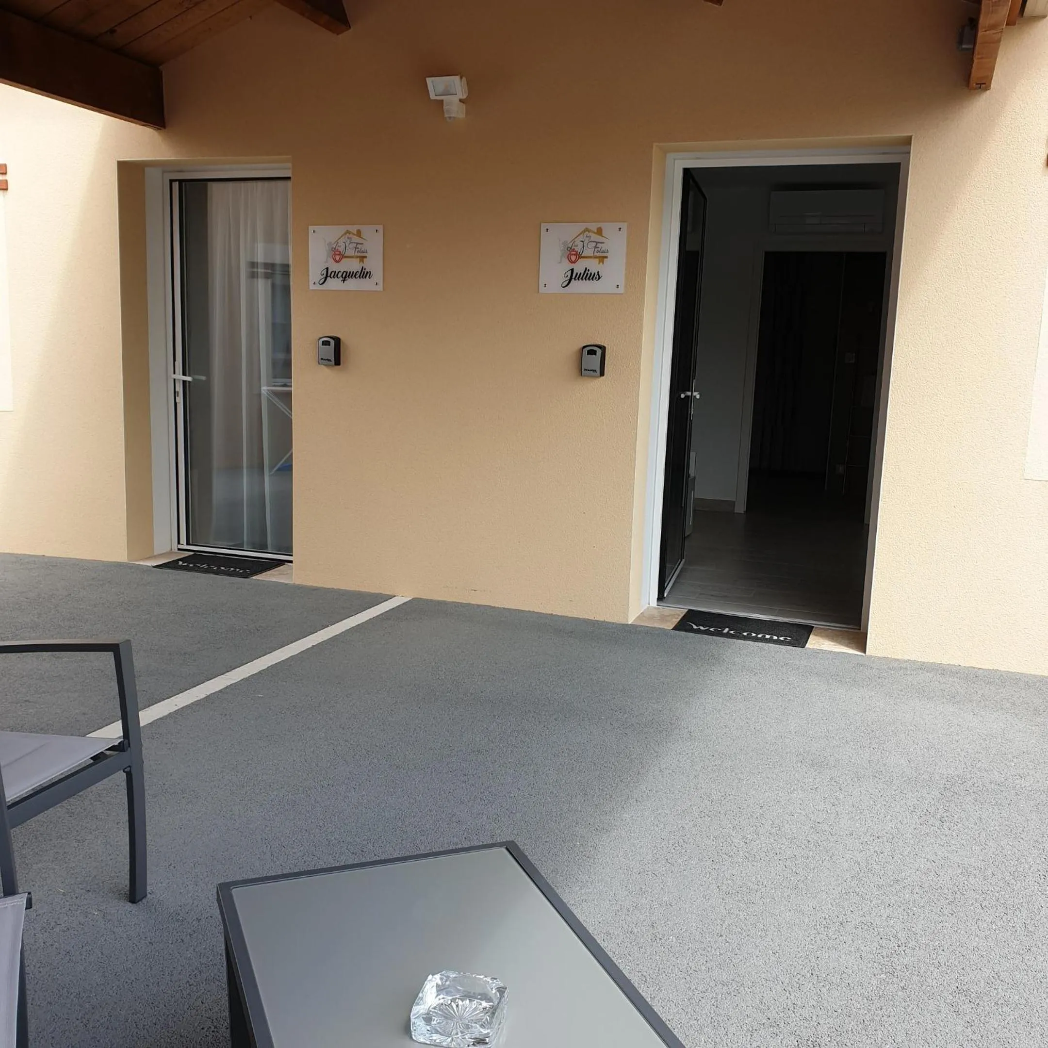 Chez les J-FOLAIS - 3 kms Puy duFou - Les Epesses