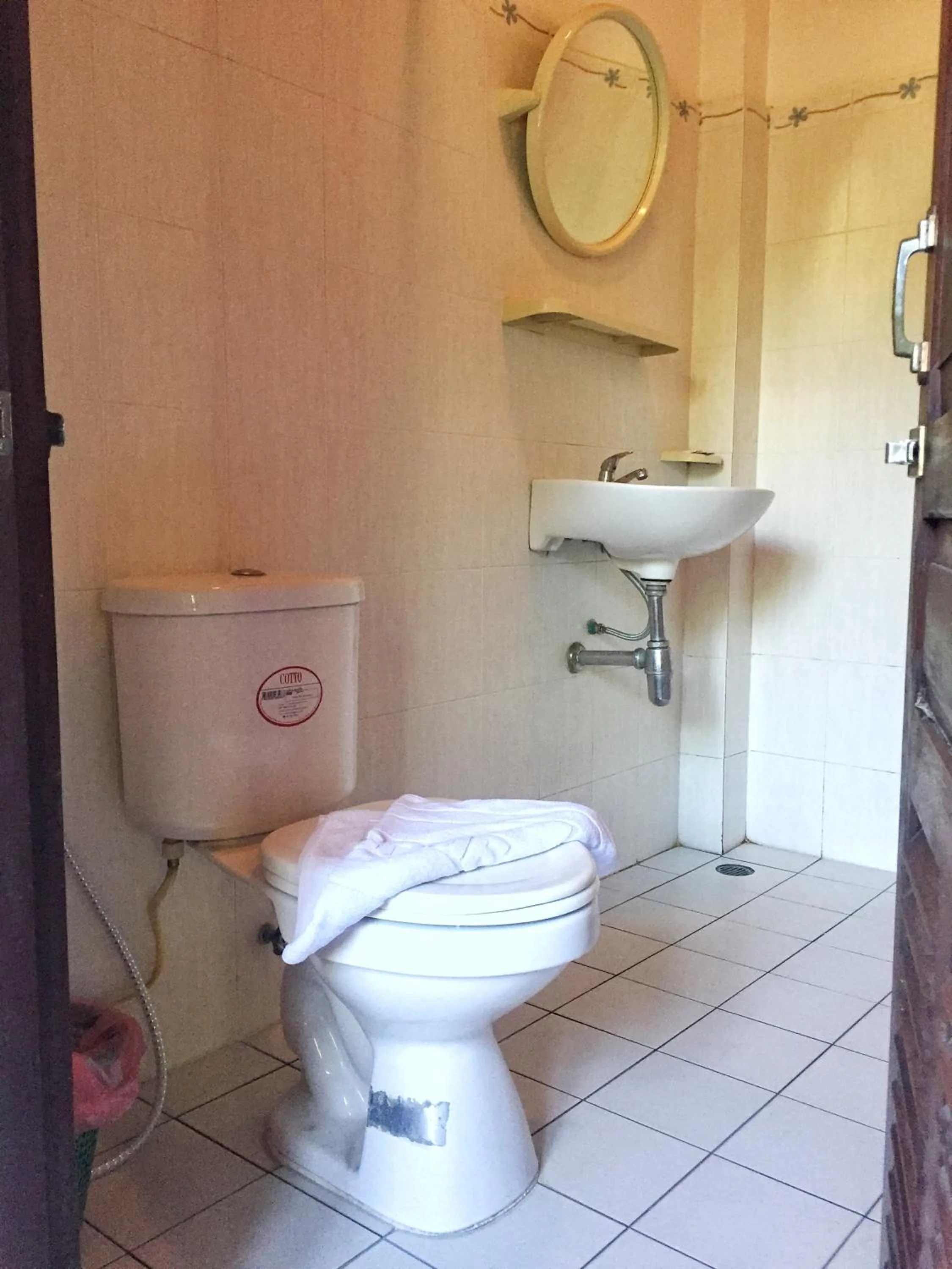 Toilet in Villa Sayada