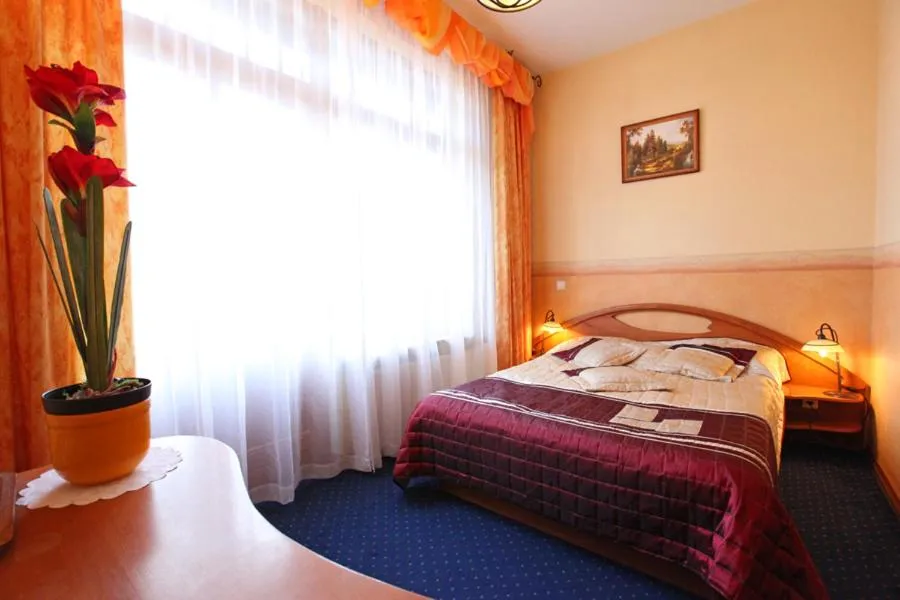 Bed in Rezydencja PATRIA