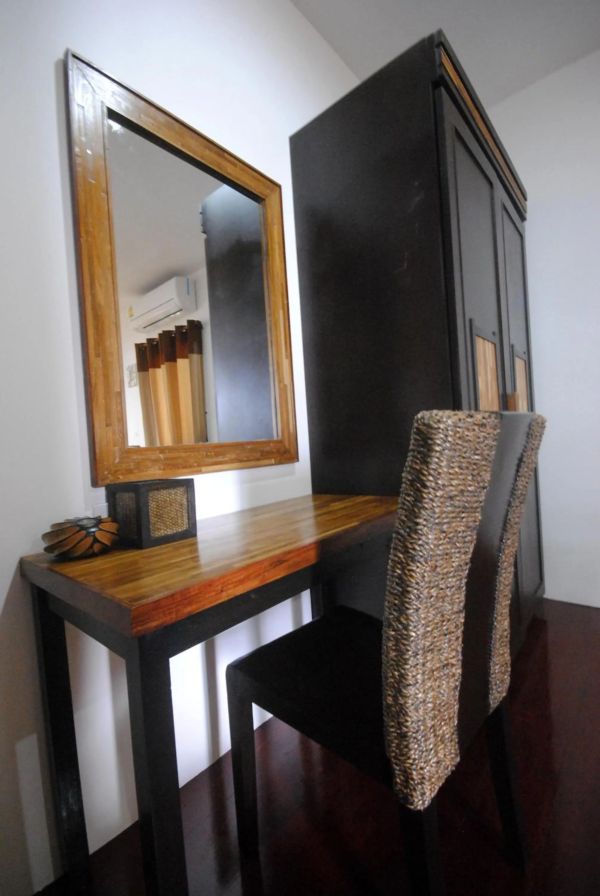 Photo of the whole room in New Ozone Resort & Spa