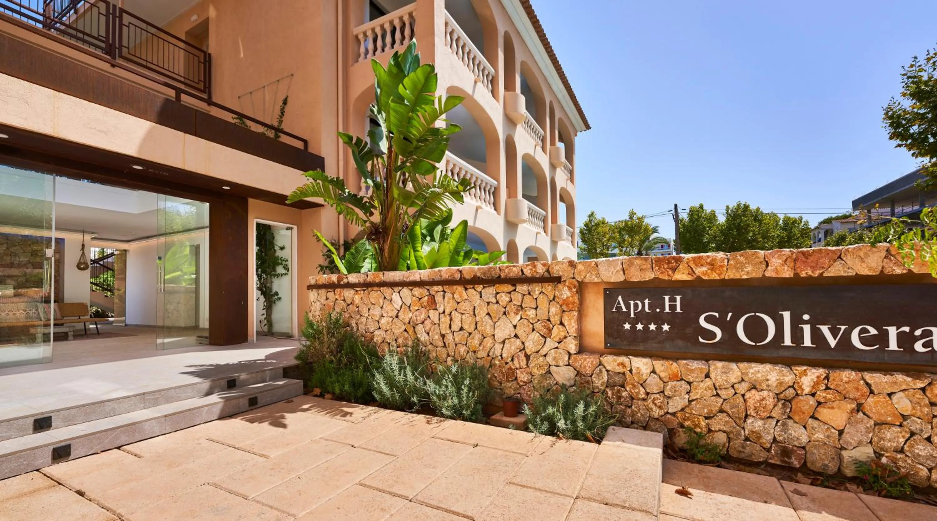 Property building in Apartamentos S'Olivera